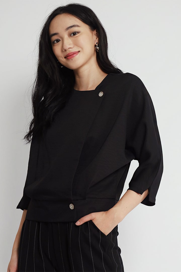 Uke Button Jacket in Black
