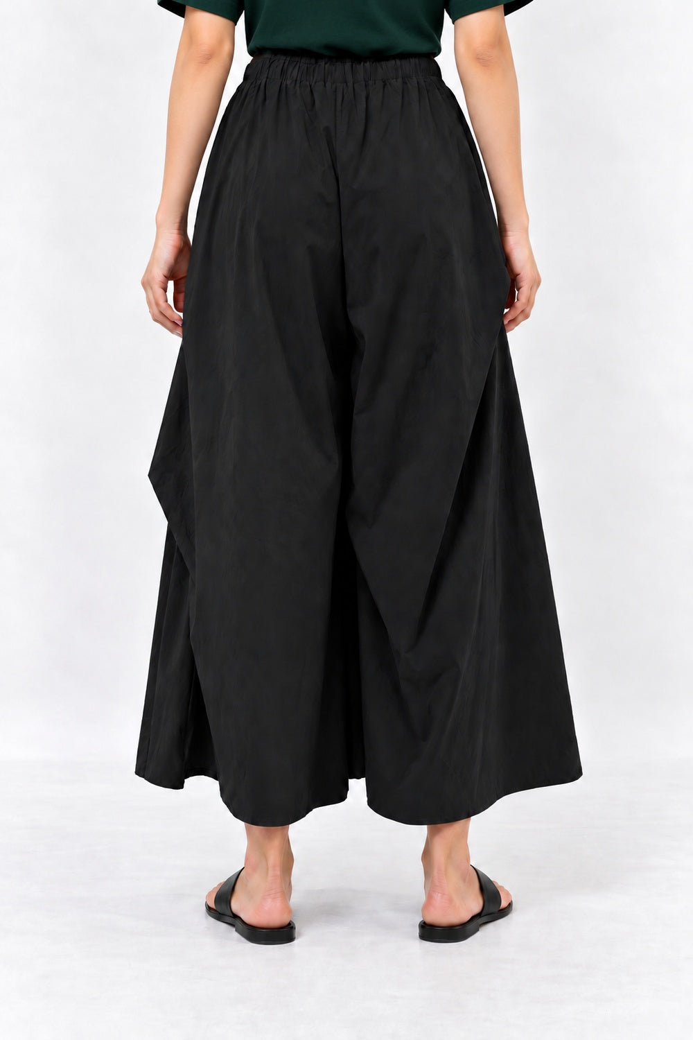 Backorders Dreama Culottes in Black