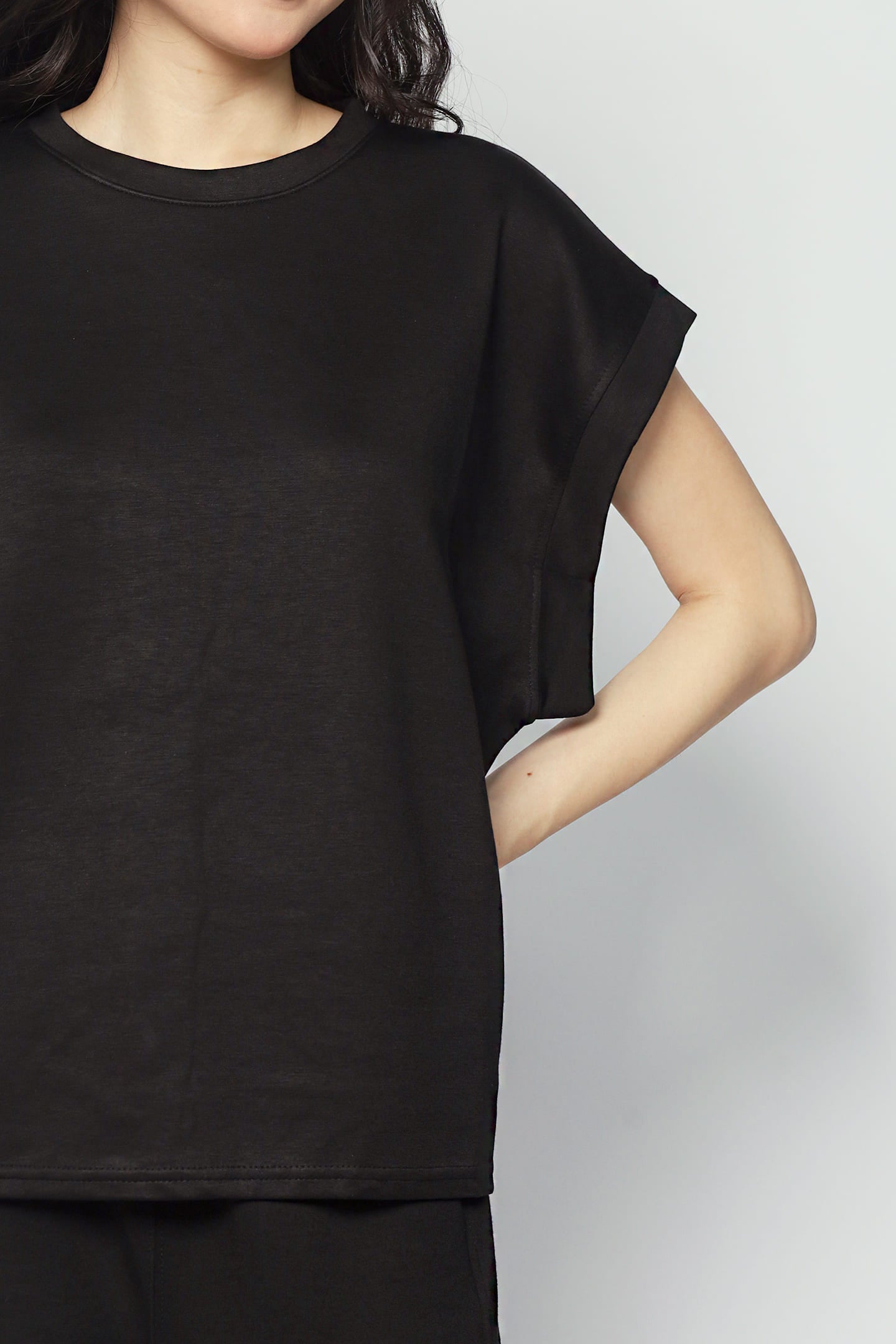 JOY - 24/7 Top in Black