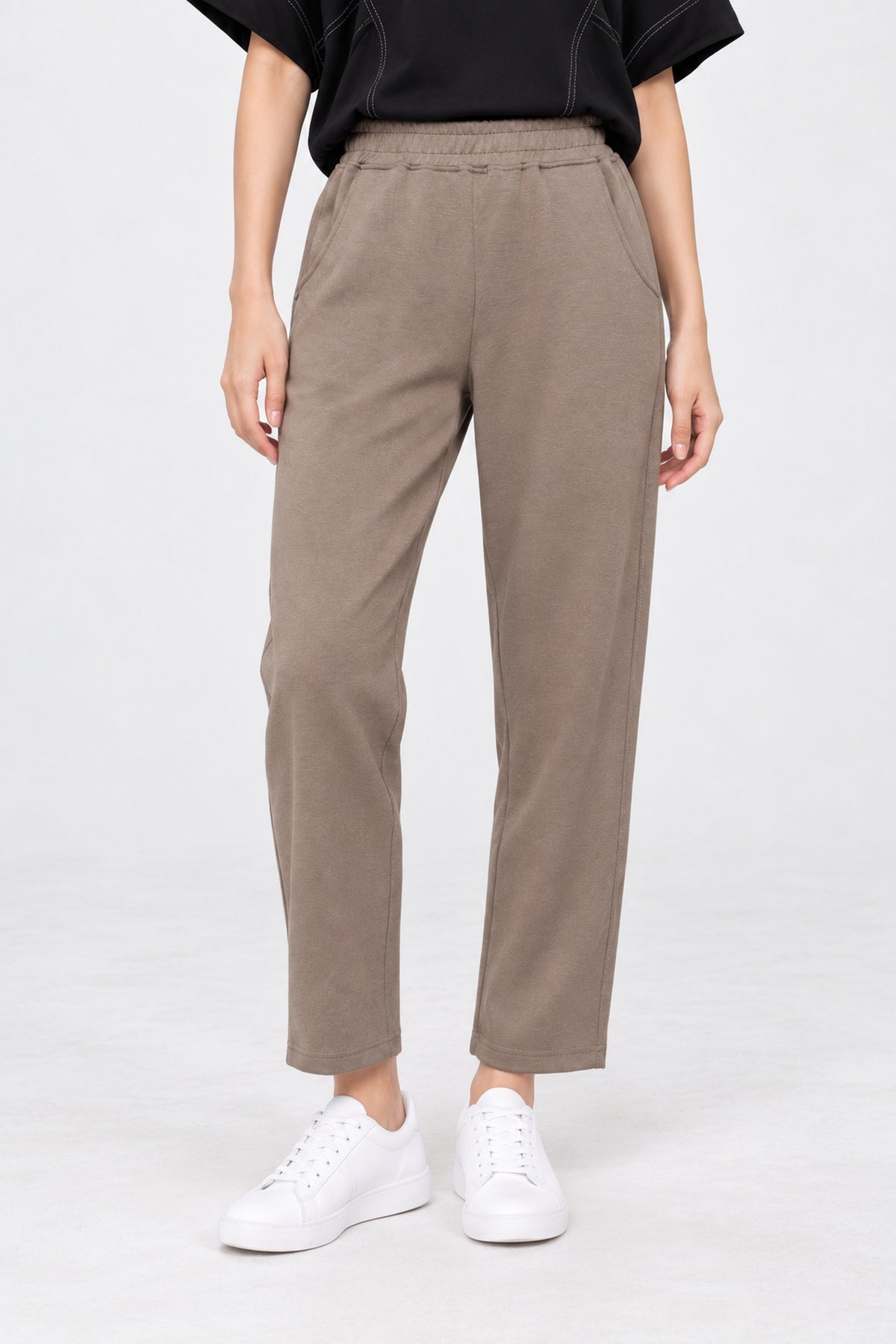 JOY - Anywhere Pants in Olive Green