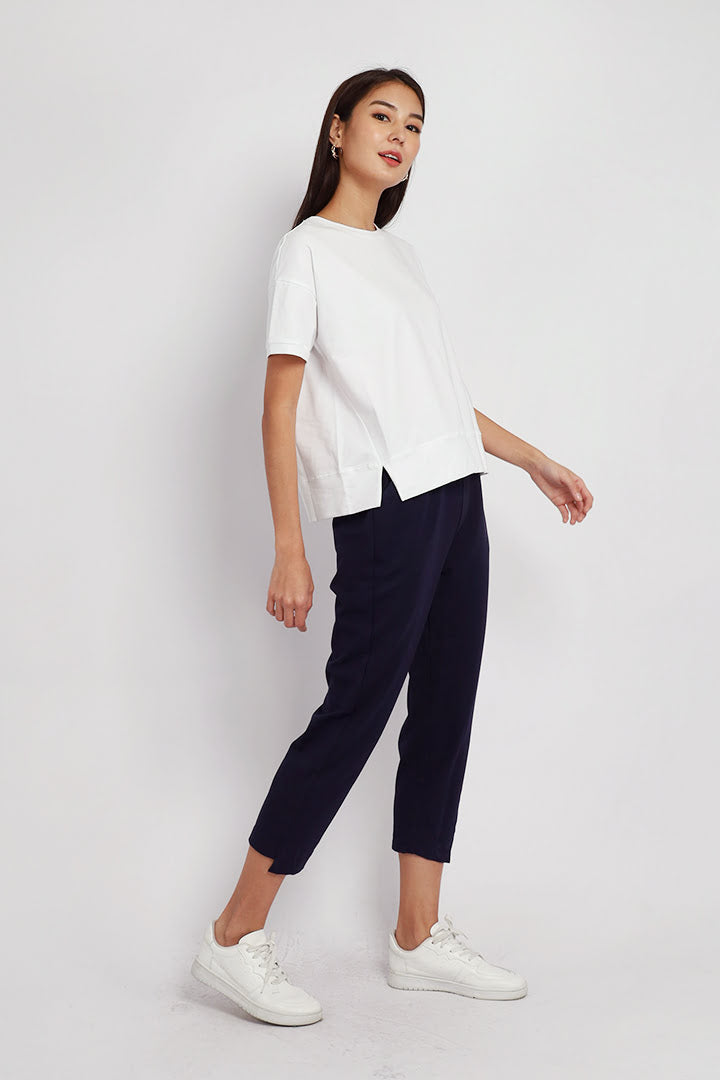 Backorders Yoges Pants in Navy Blue