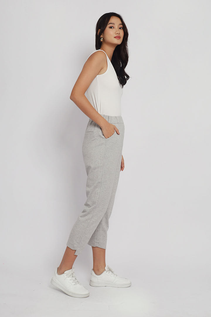 Yoges Pants in Light Grey