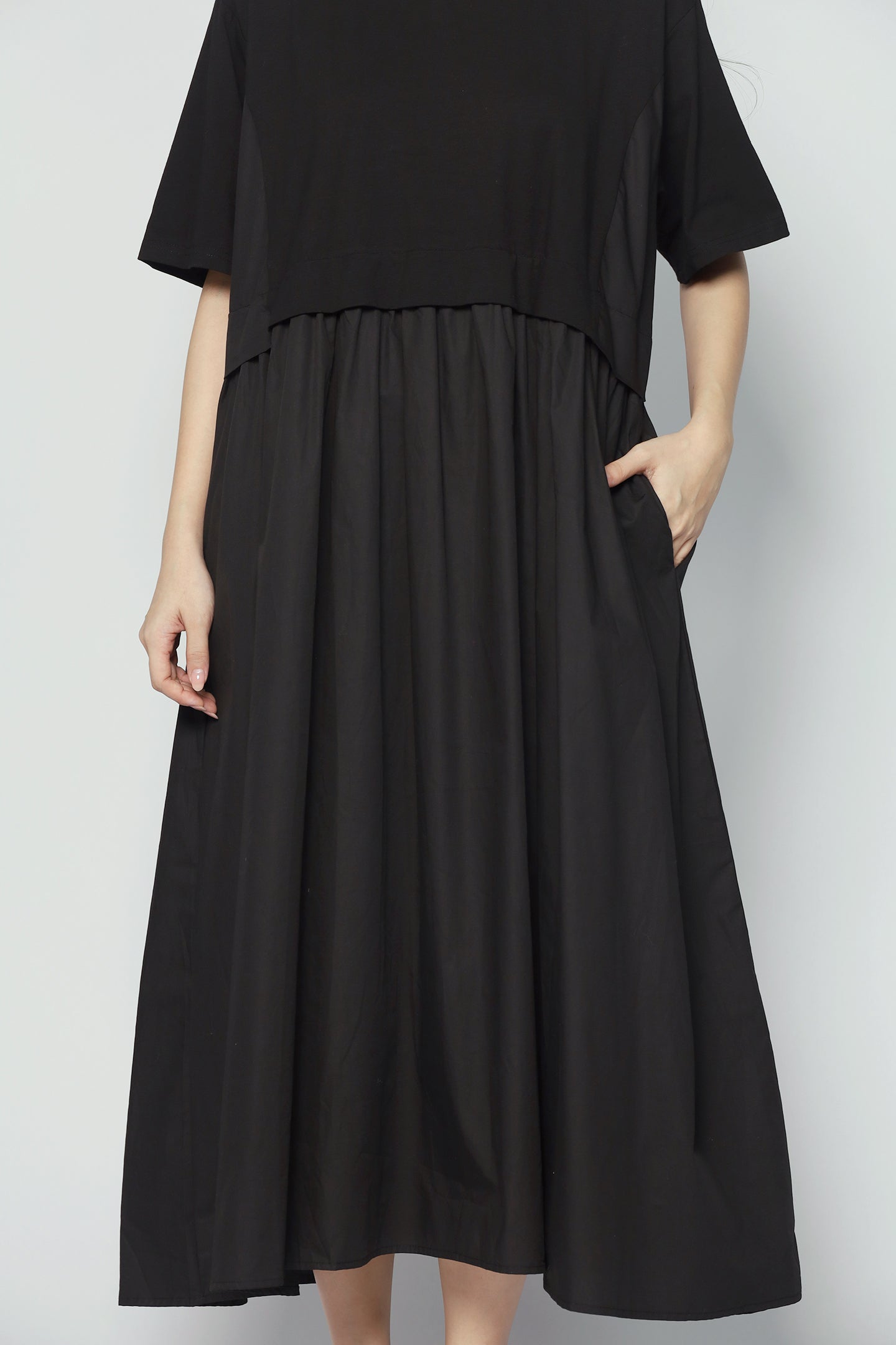 Anaya Dress in Black