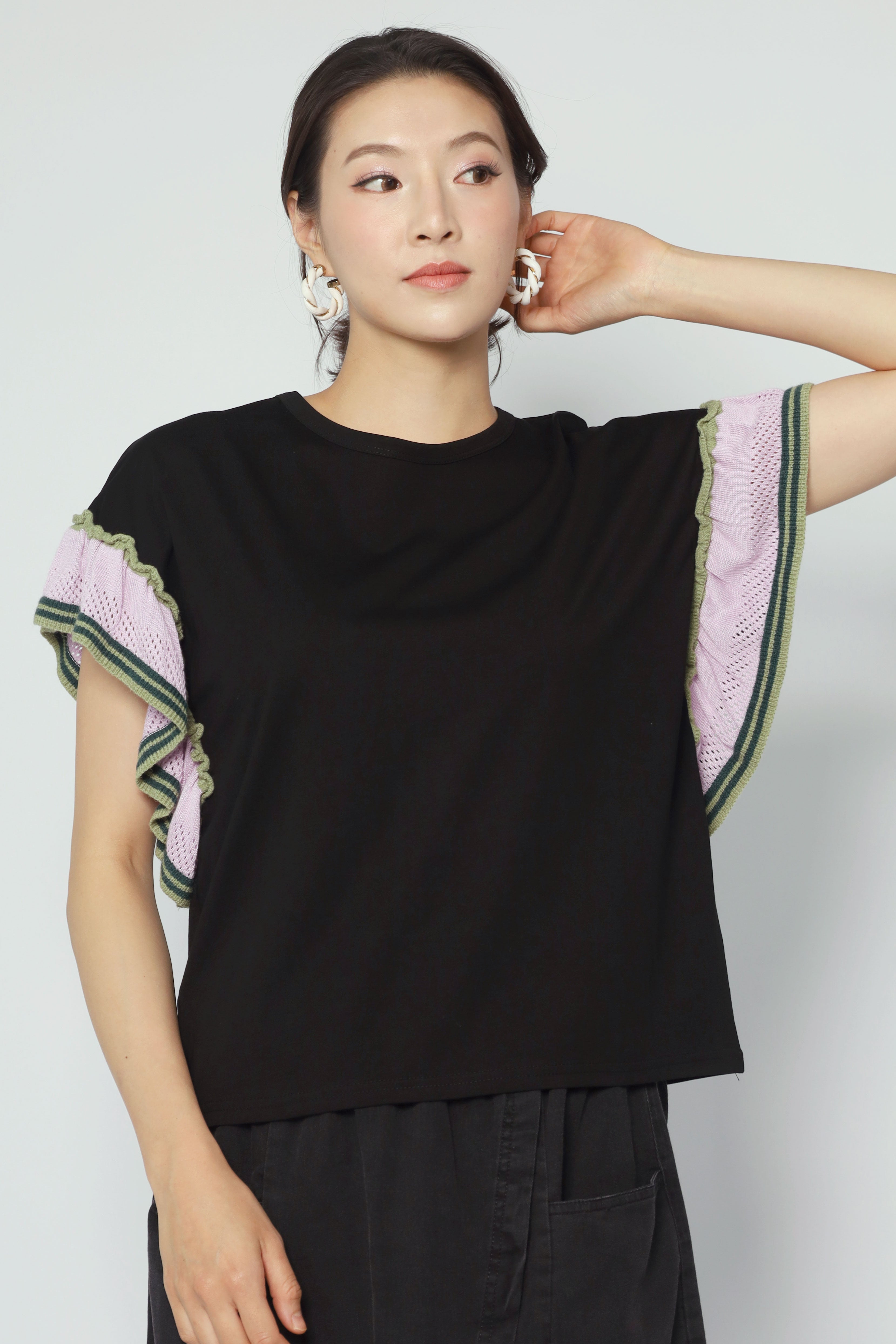 Aurelia Contrast Sleeves Top in Black