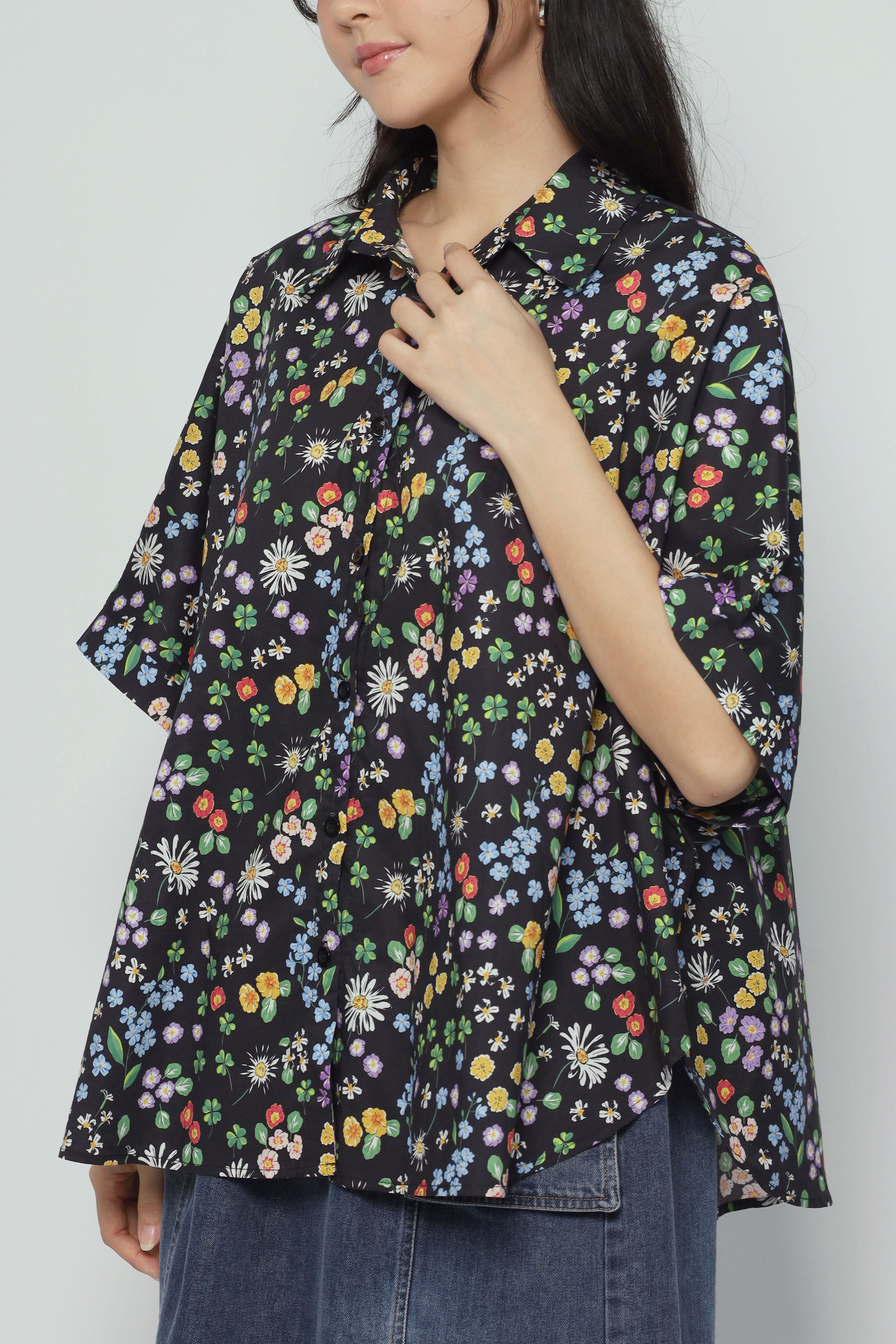 Avo Shirt in Daisy Garden