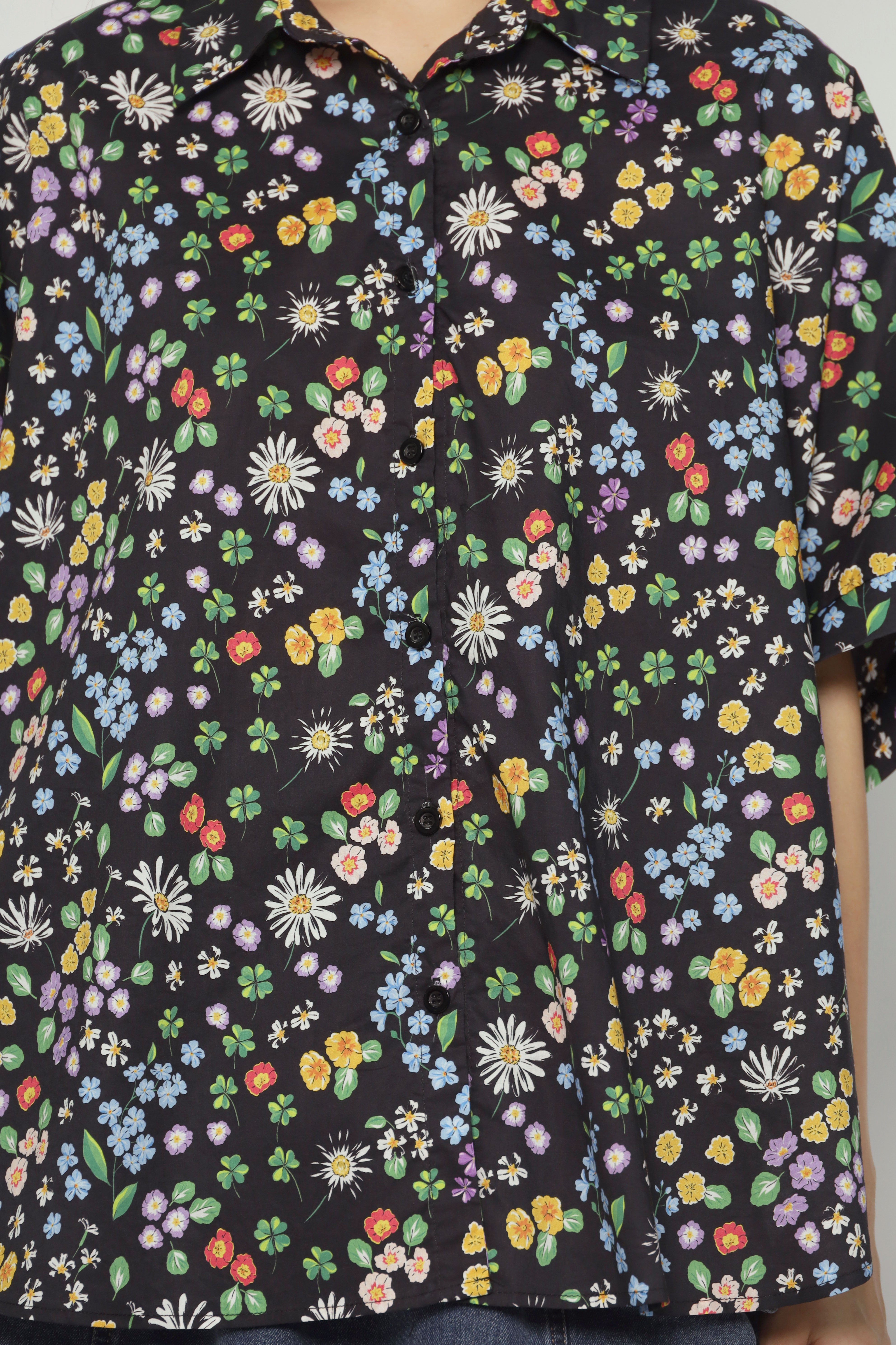 Avo Shirt in Daisy Garden