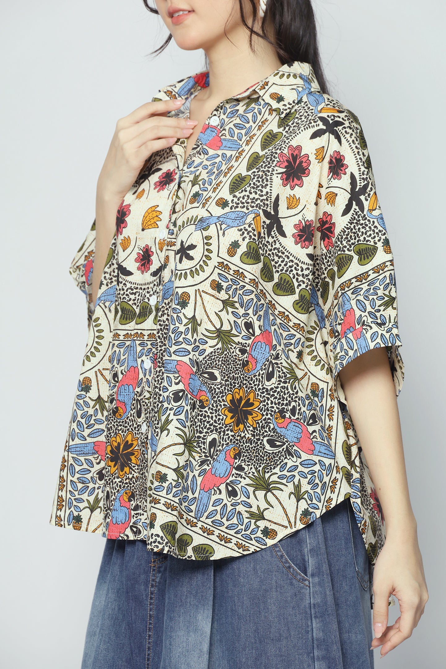 Avo Shirt in Parrot Petal