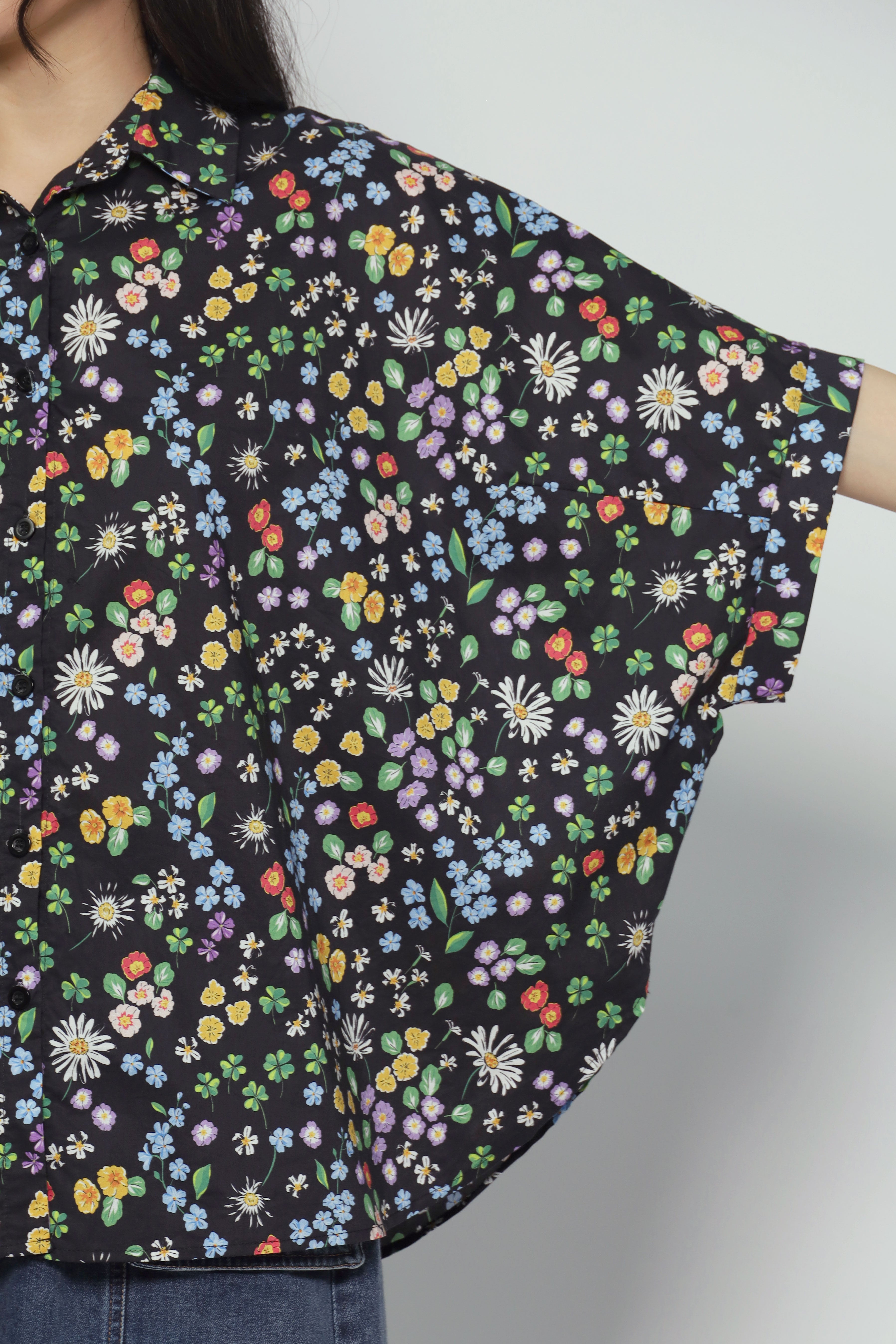 Avo Shirt in Daisy Garden