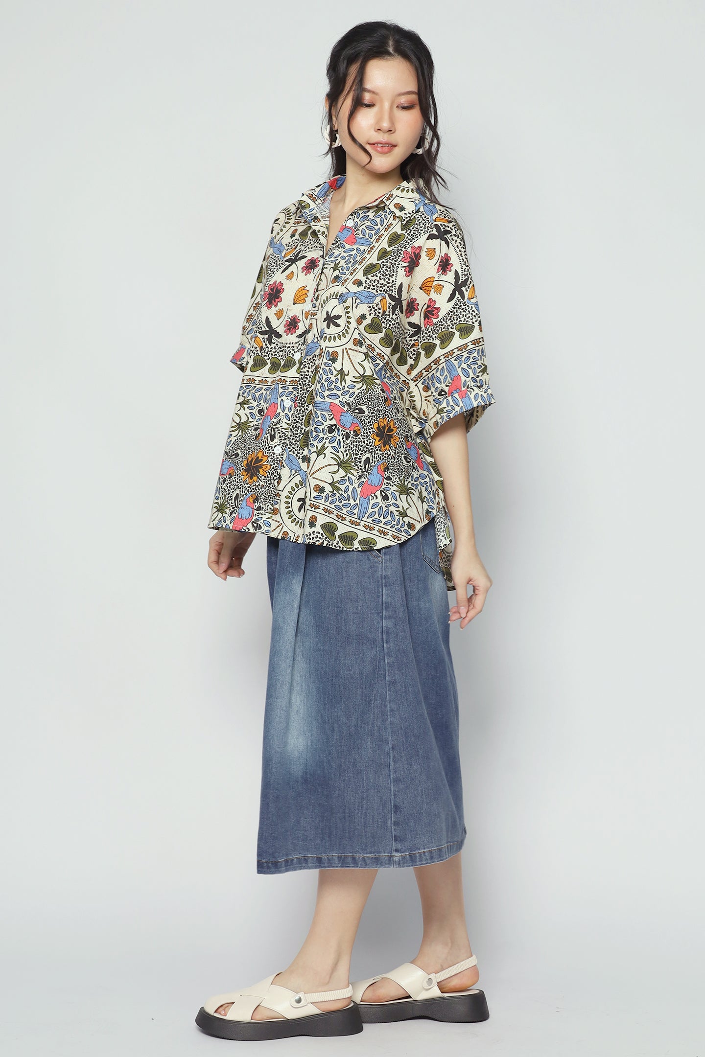 Avo Shirt in Parrot Petal