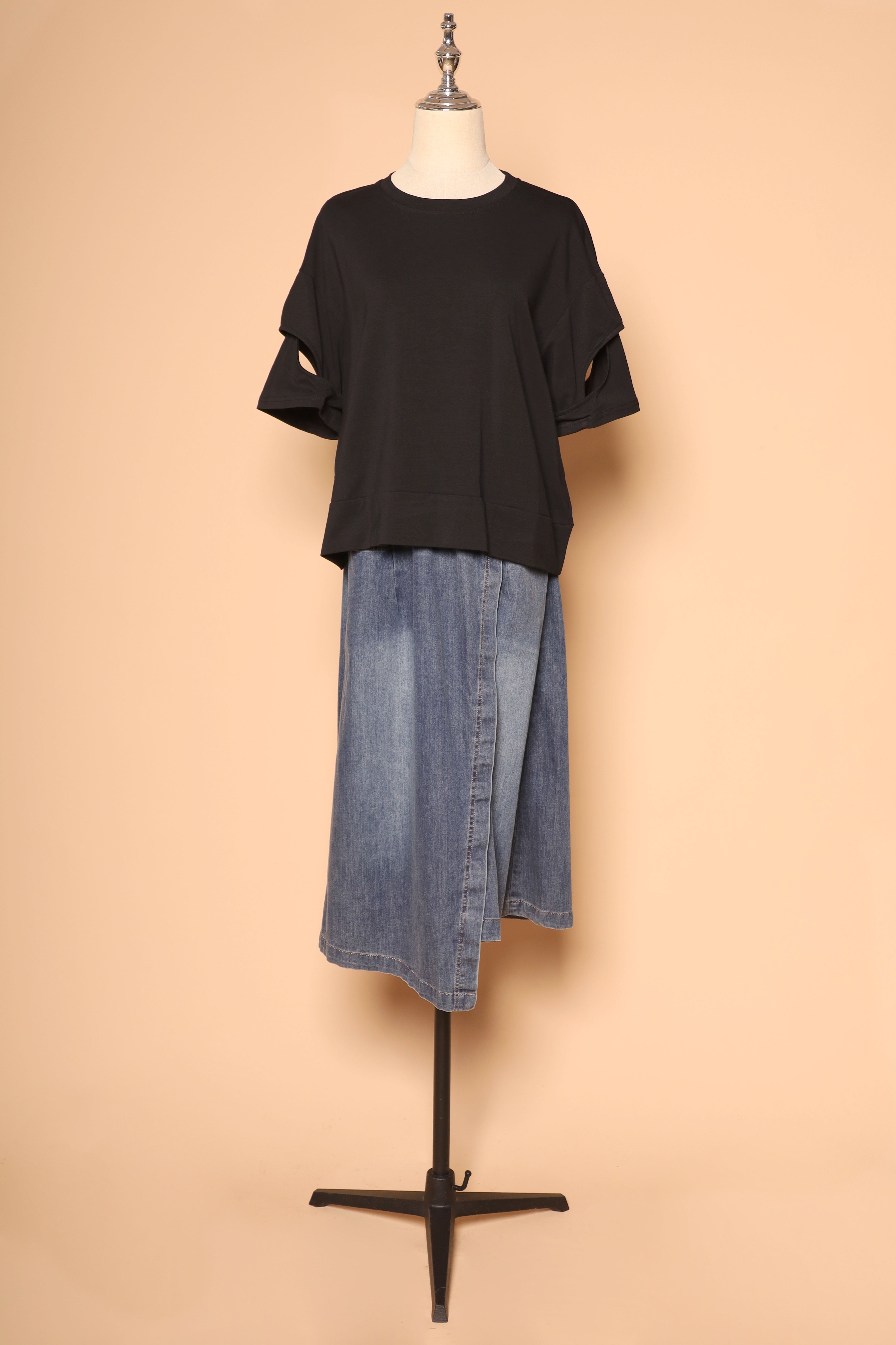 PO - Axel Top in Black