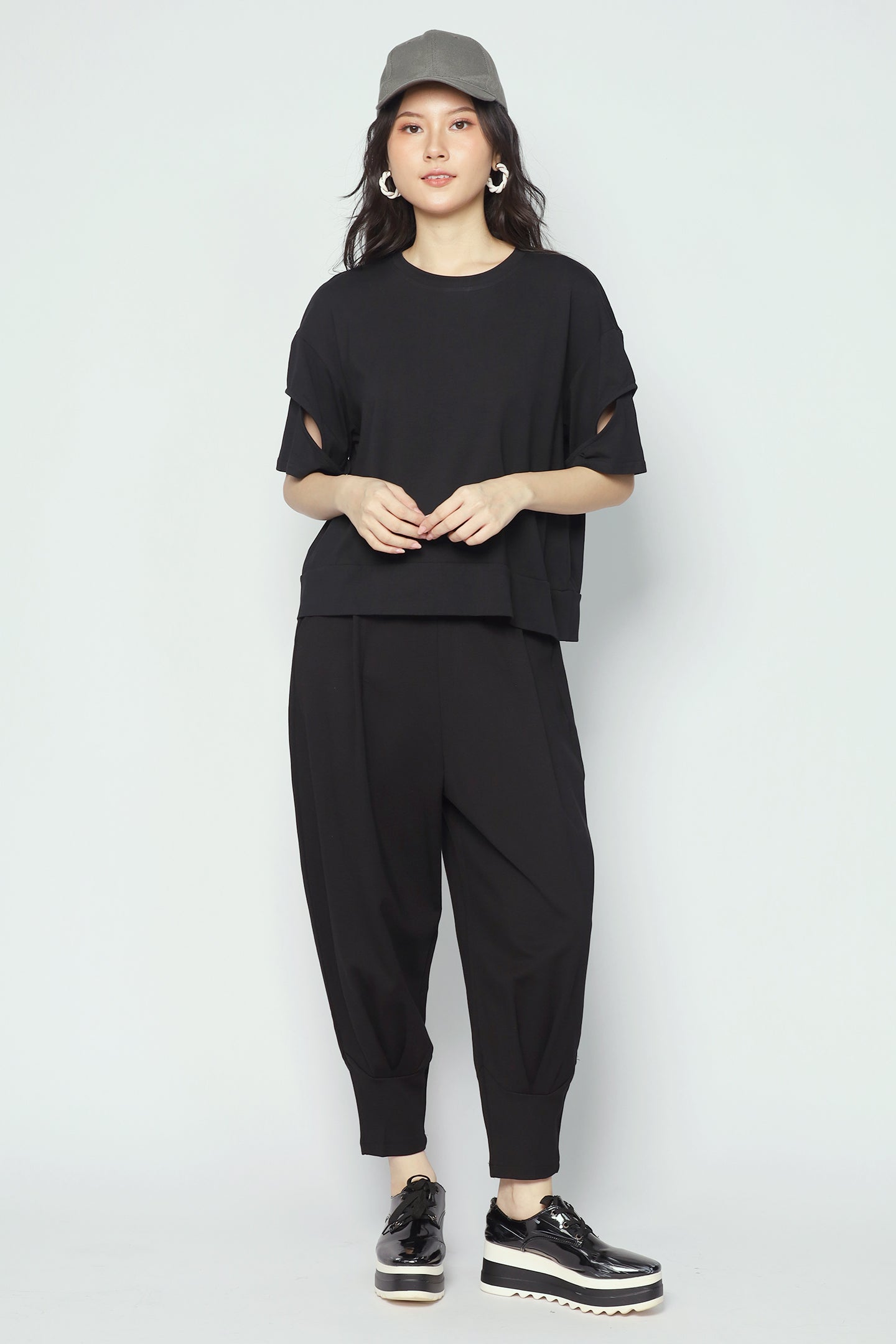 Axel Top in Black