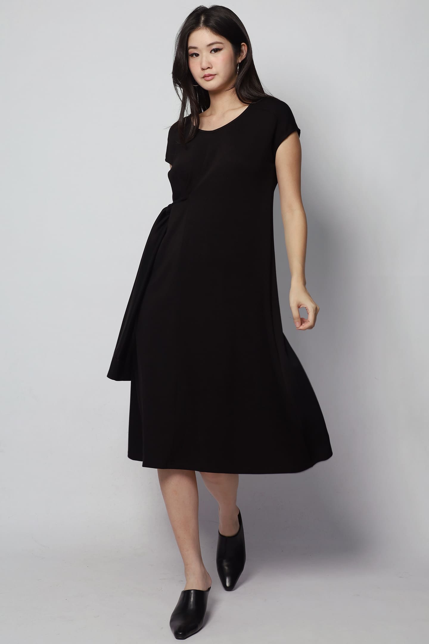 Arisa Tie Dress in Black