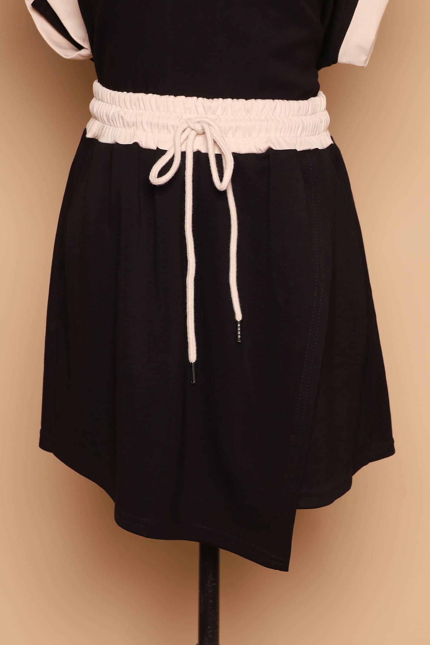 PO - Azura 2 in 1 Top and Skorts Set