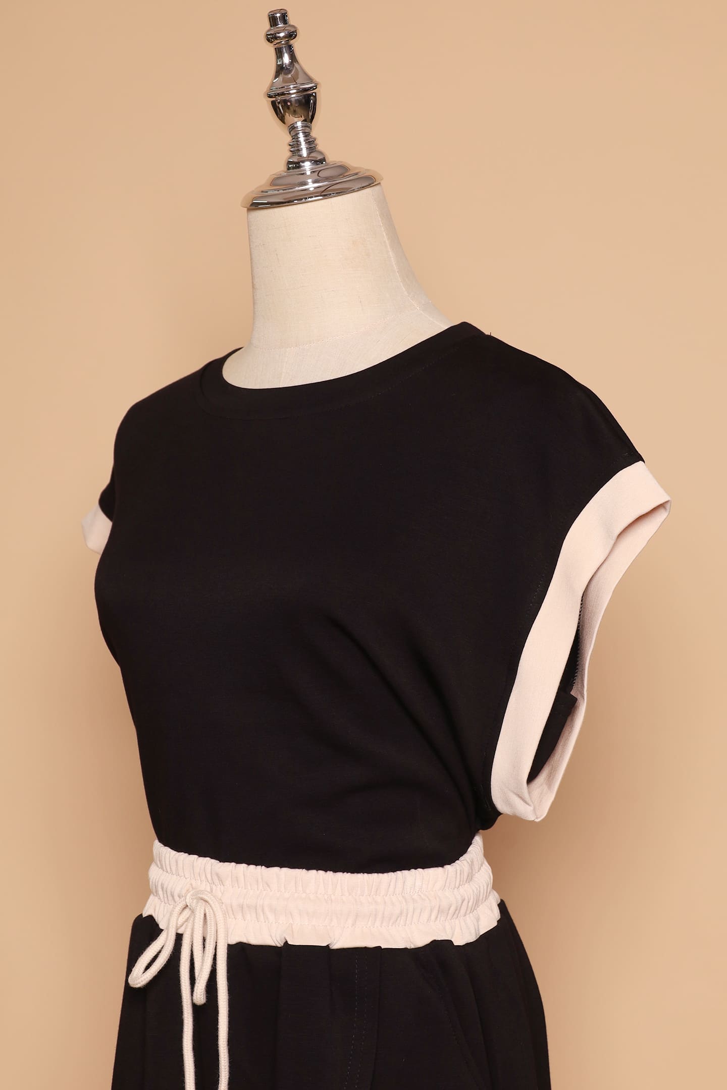 PO - Azura 2 in 1 Top and Skorts Set