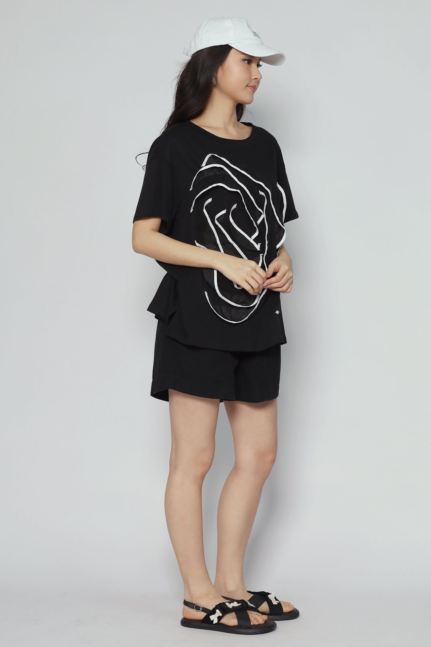 Baeri Rosette Top in Black