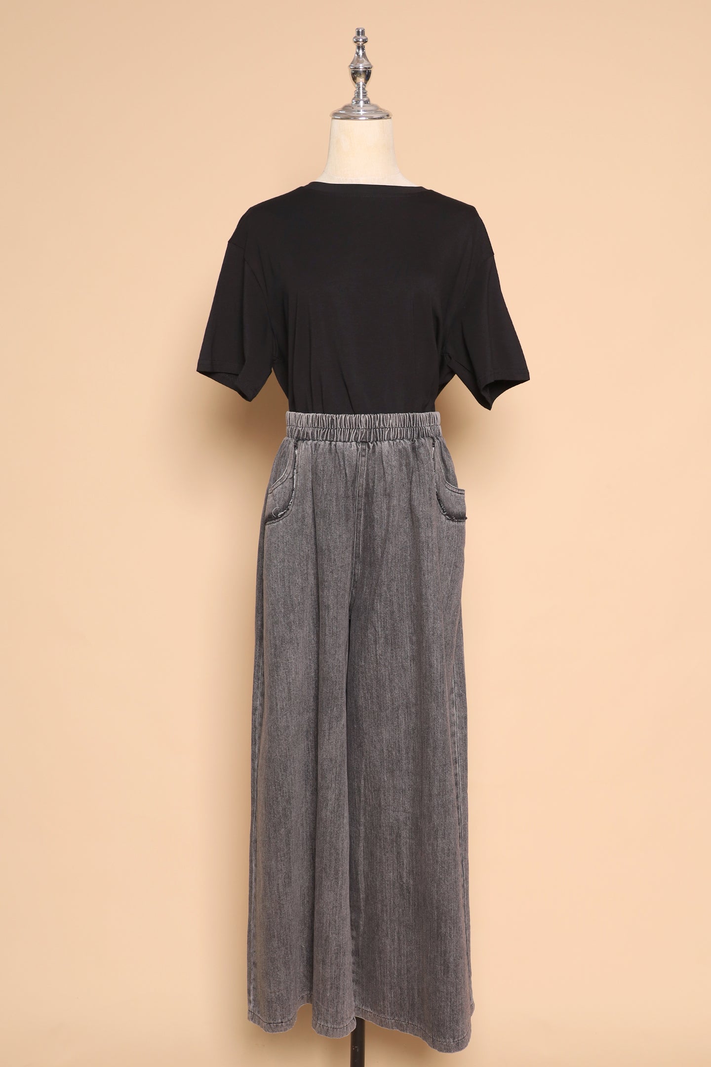 PO - Bijou Top in Black