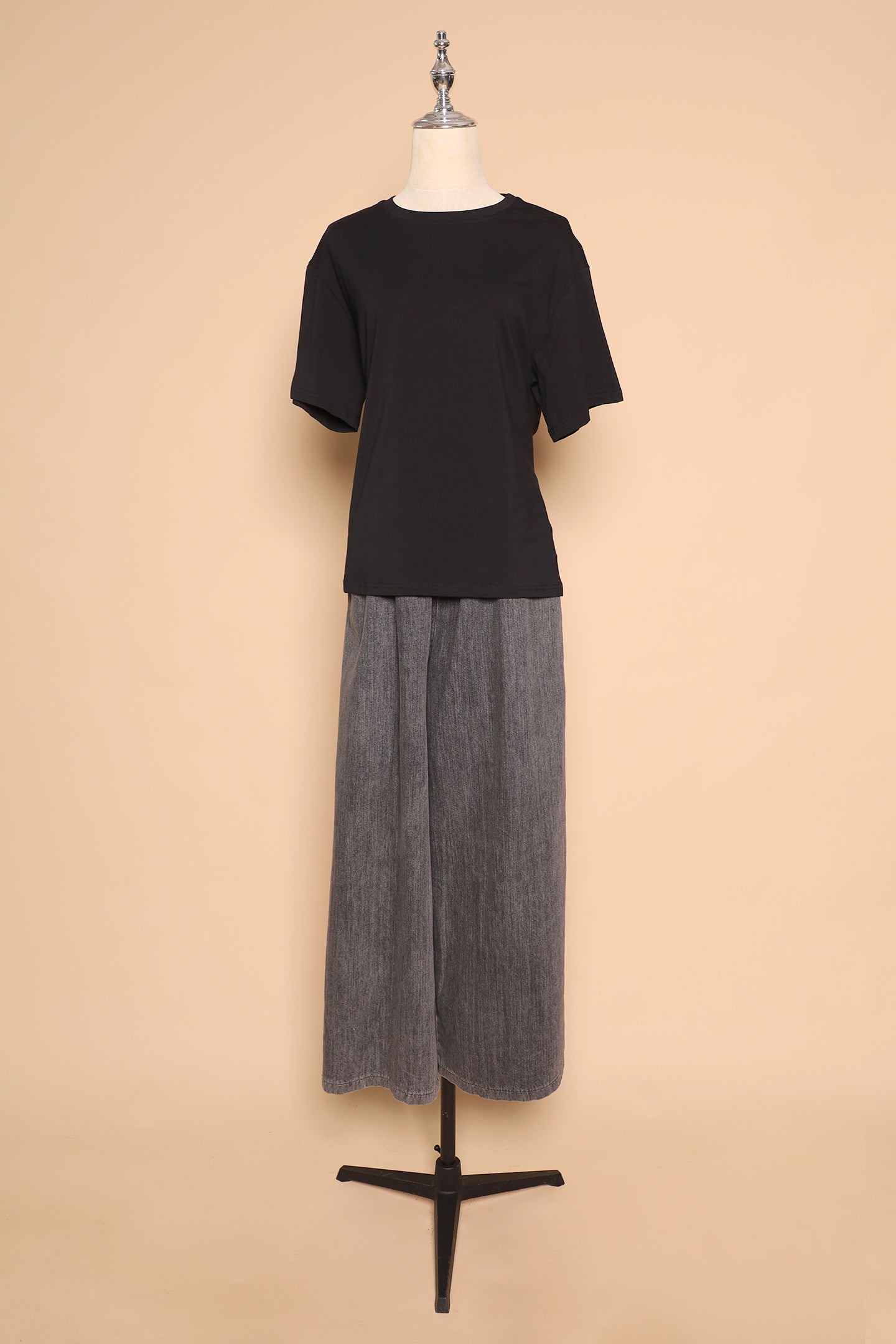 PO - Bijou Top in Black