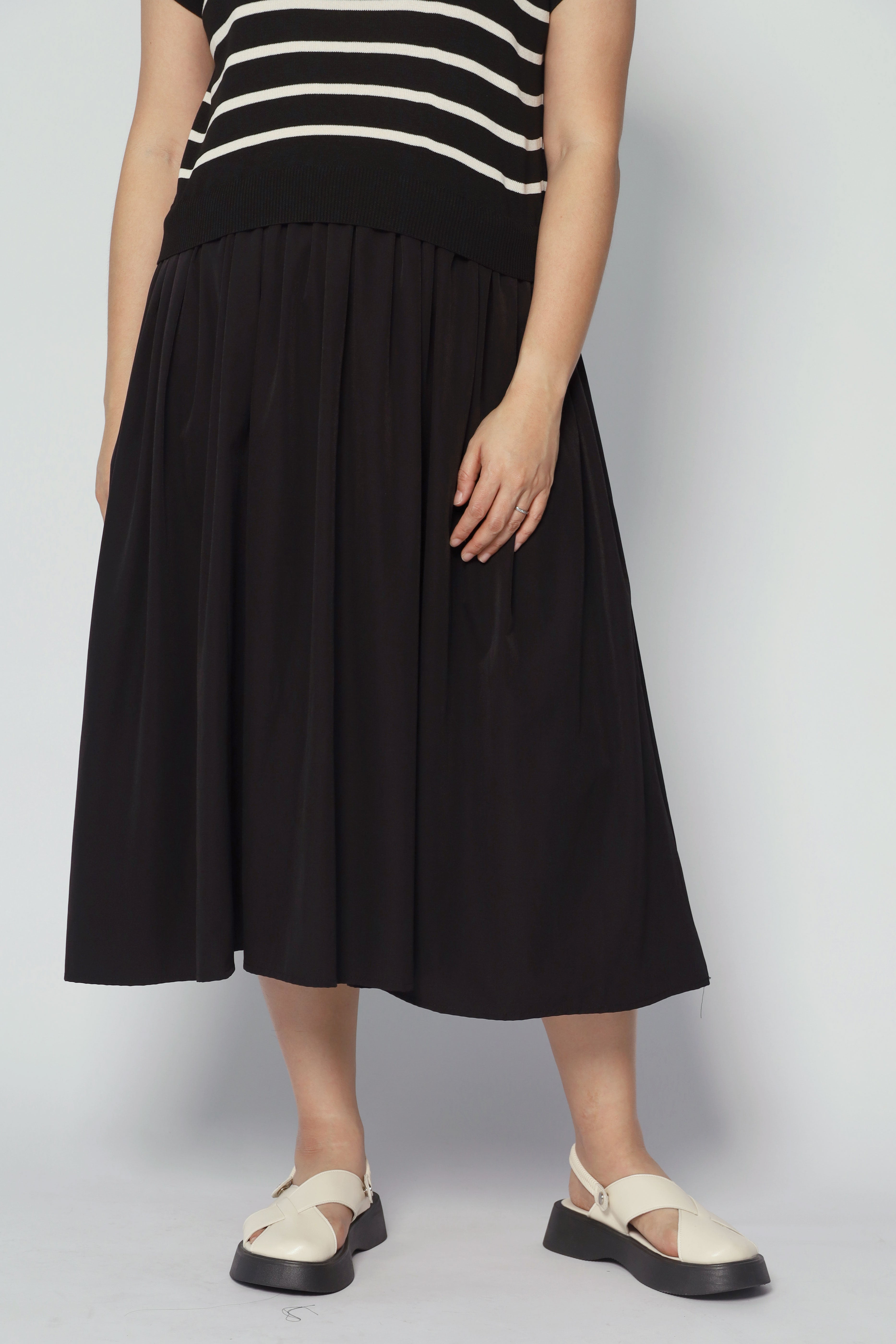 Billy Stripes Knit Dress in Black