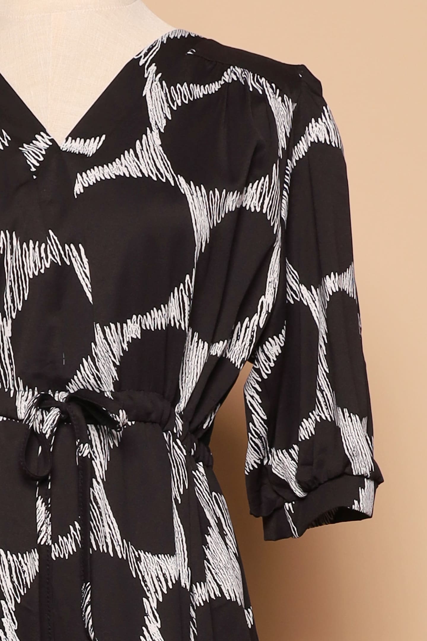 PO - Bree Dress in Circles Print