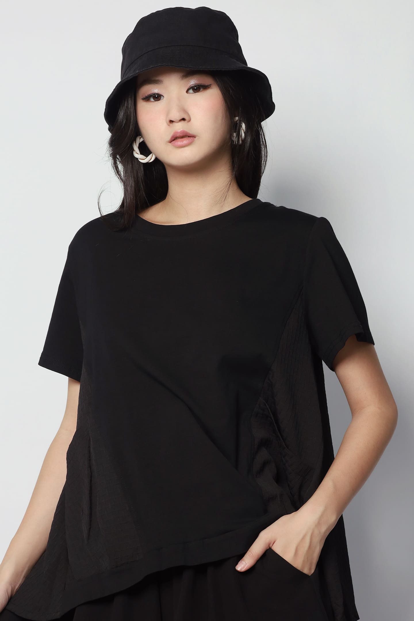 Brion Pocket Top in Black