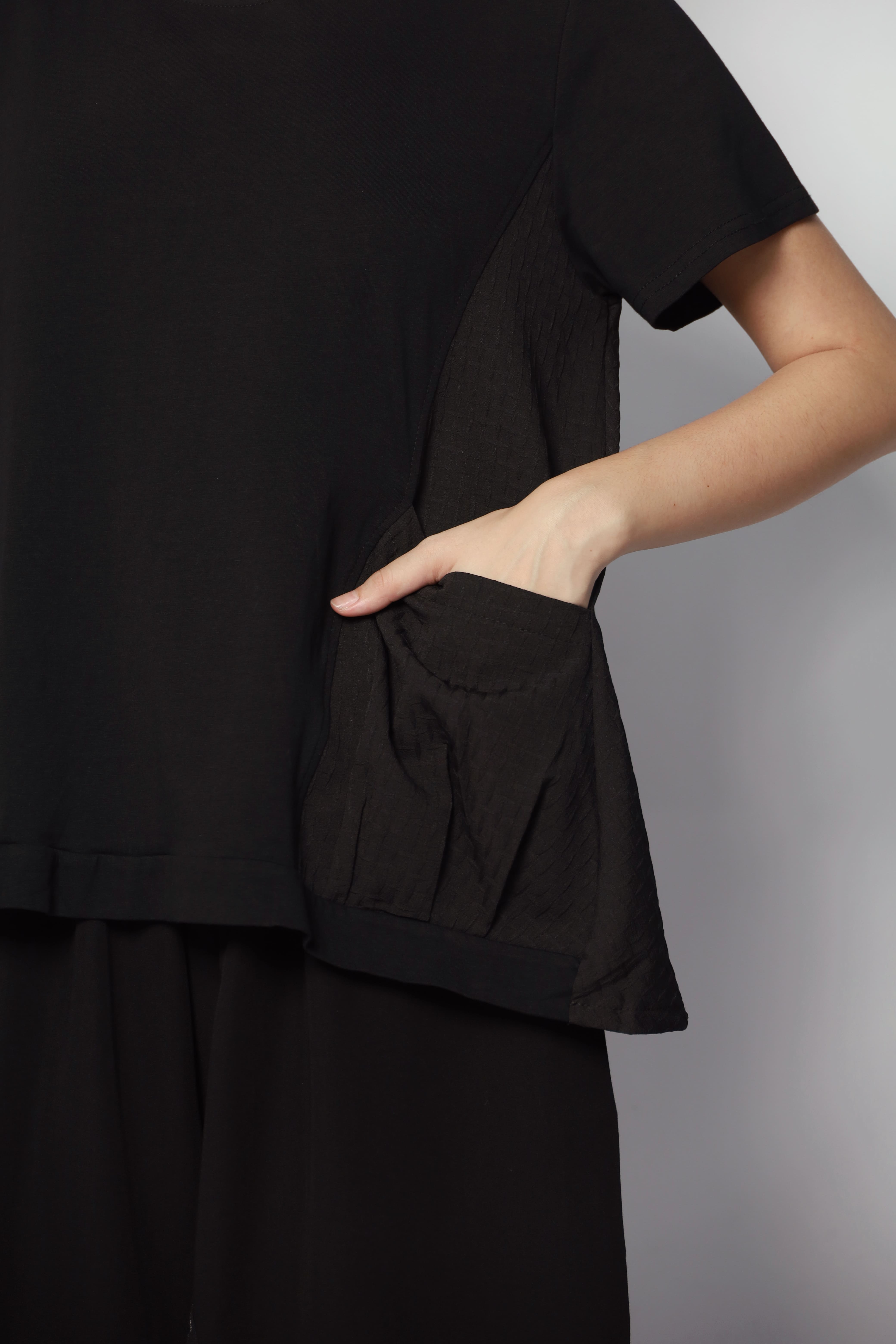 Brion Pocket Top in Black