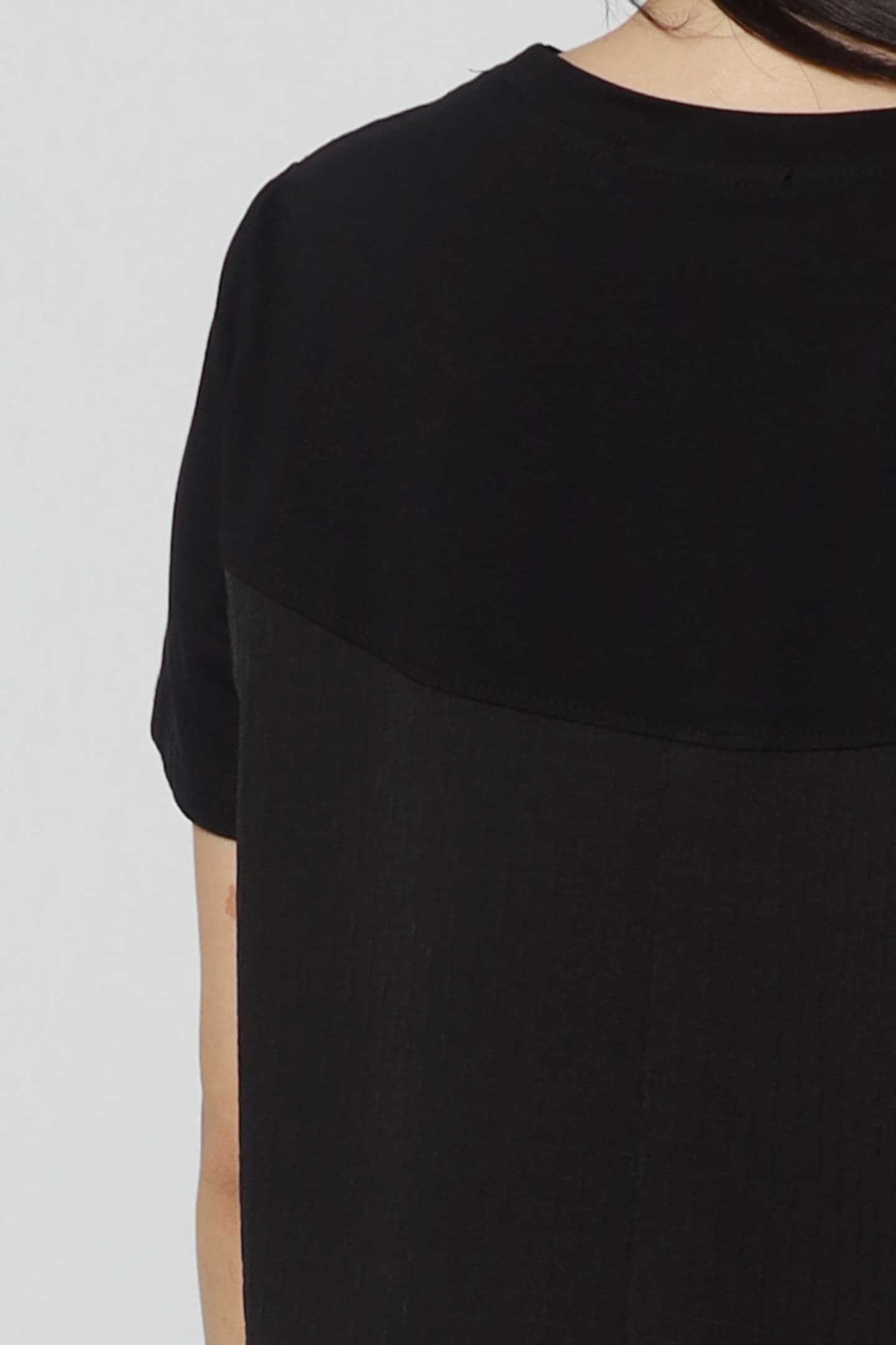 Brion Pocket Top in Black