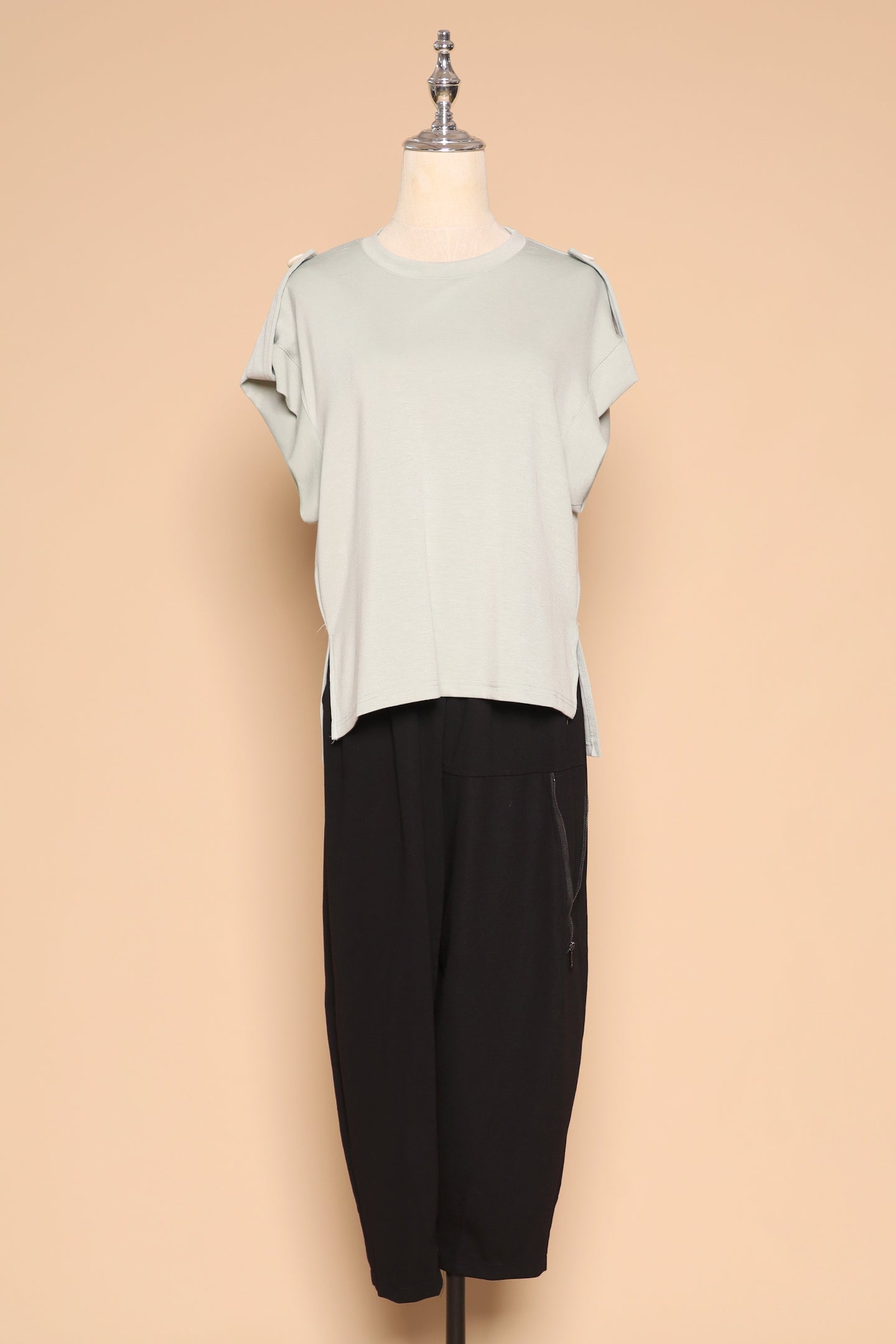 PO - Broom Zipper Pants