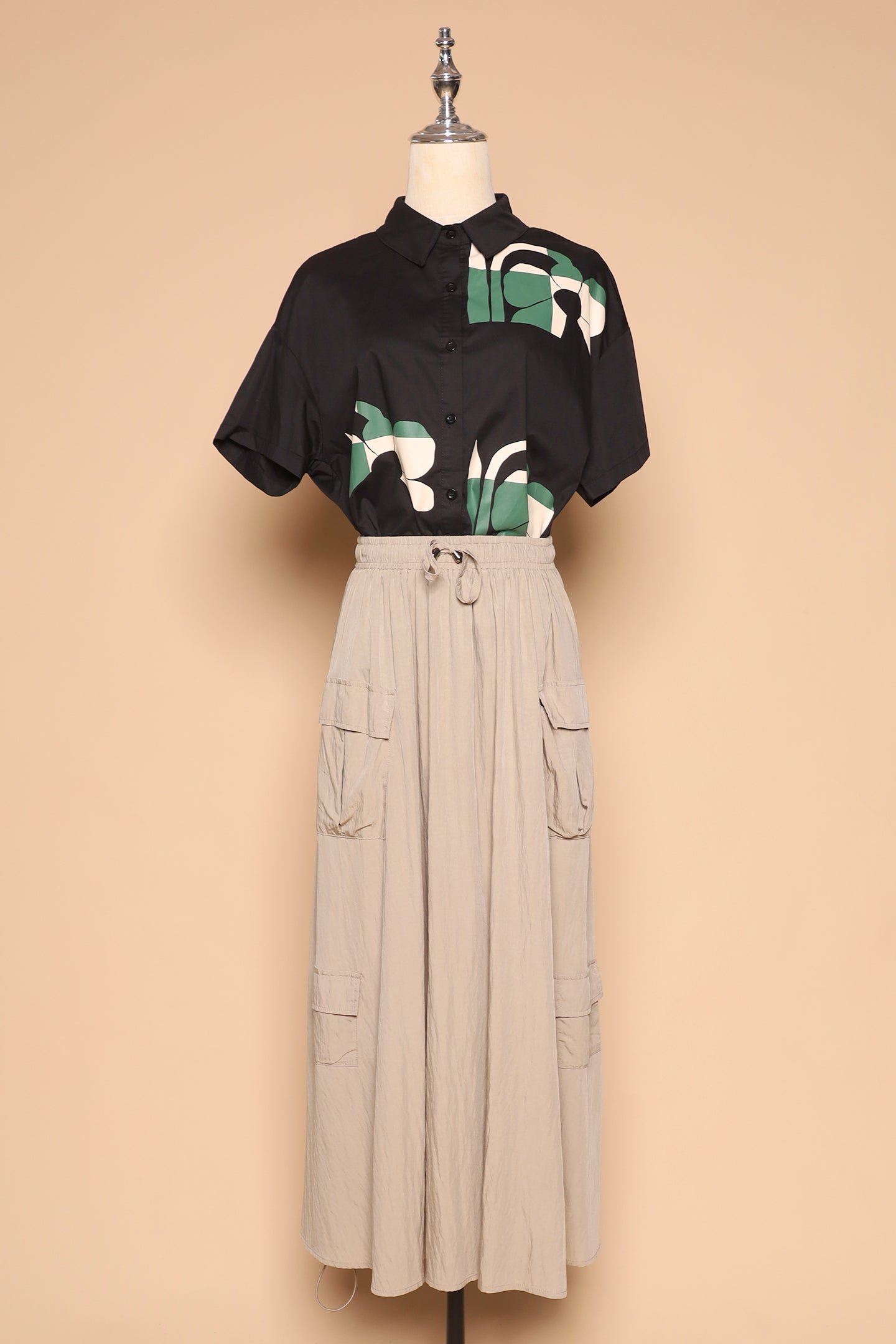 PO - Chow Shirt in Green Geometric