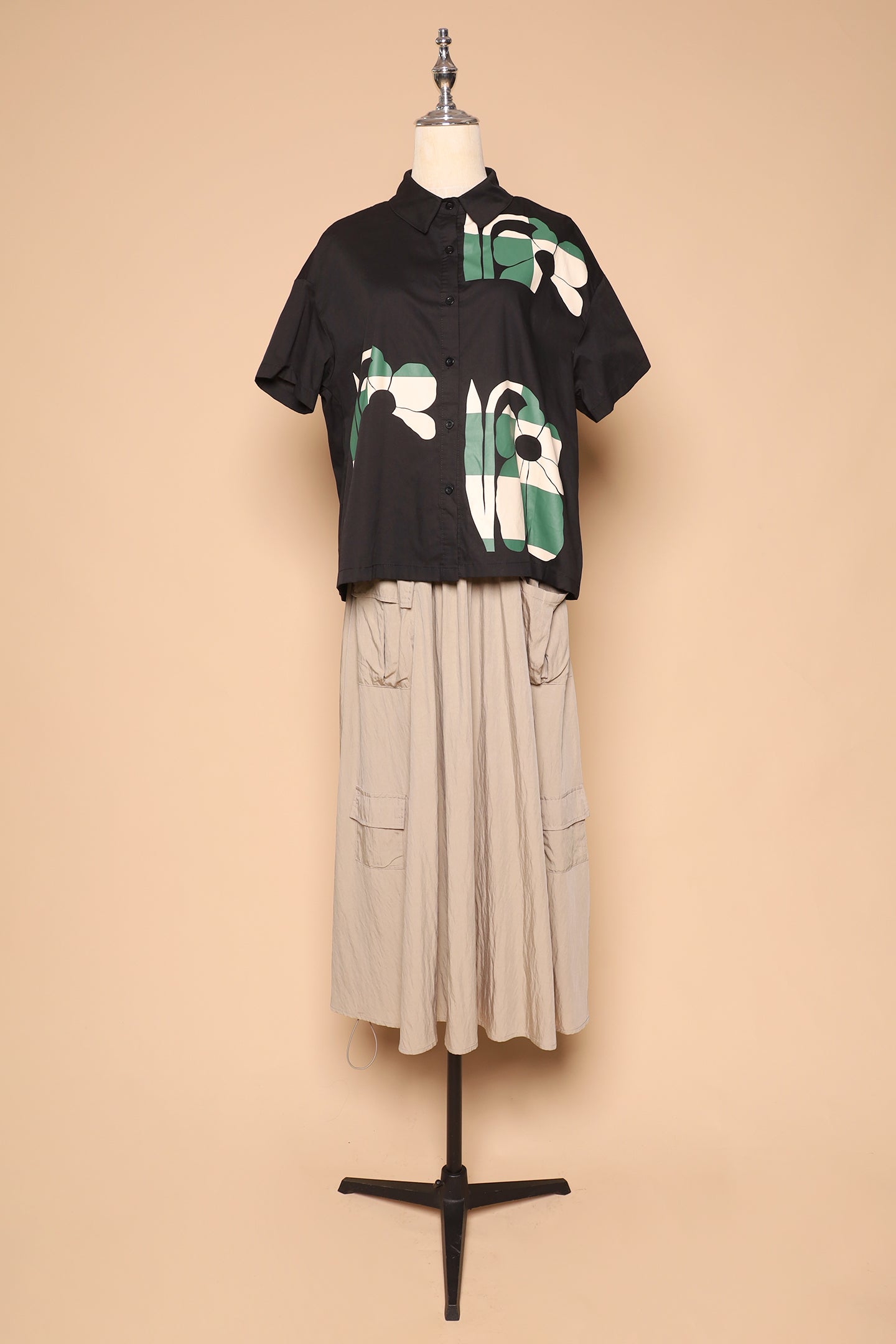 PO - Chow Shirt in Green Geometric