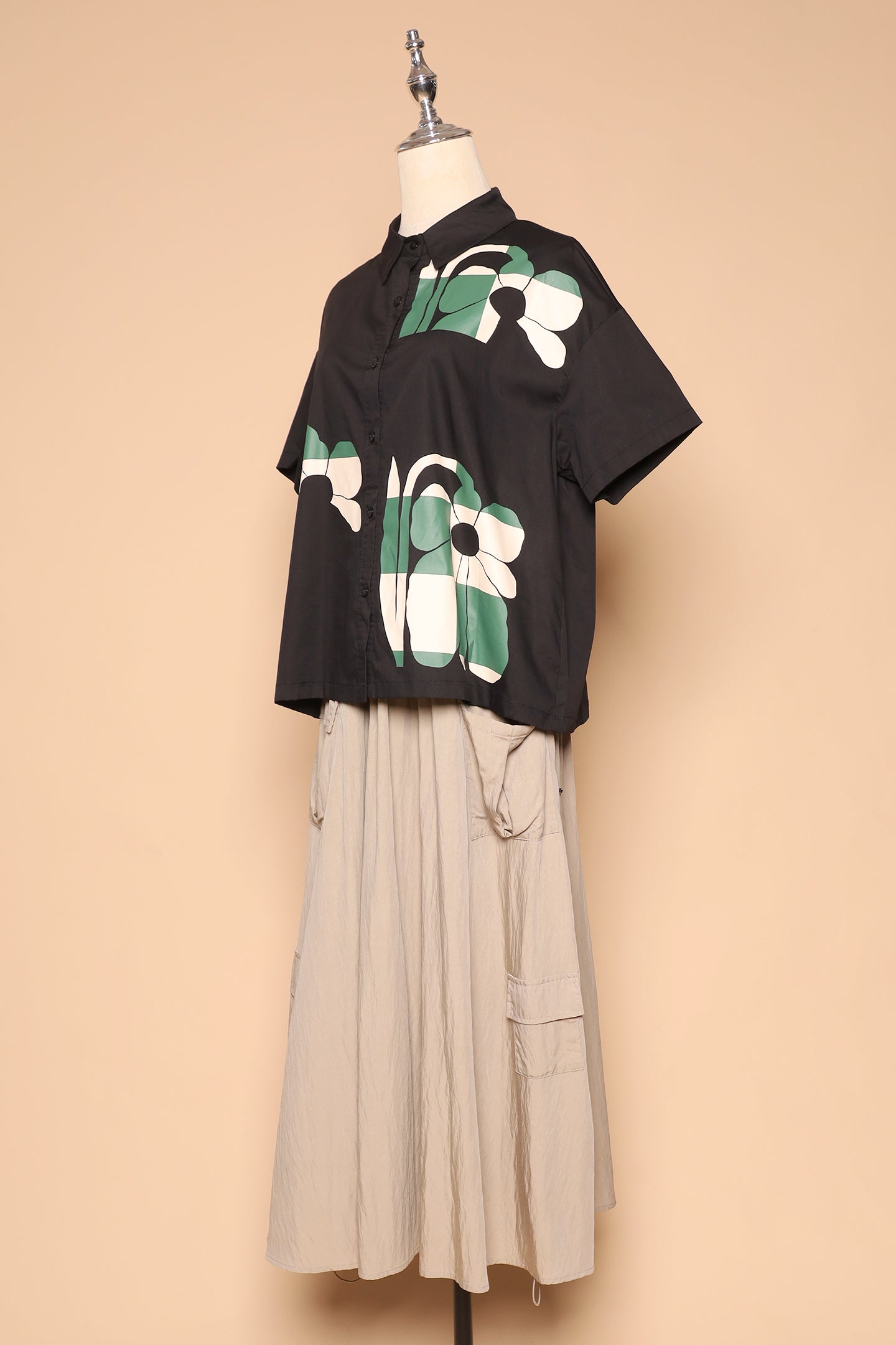 PO - Chow Shirt in Green Geometric