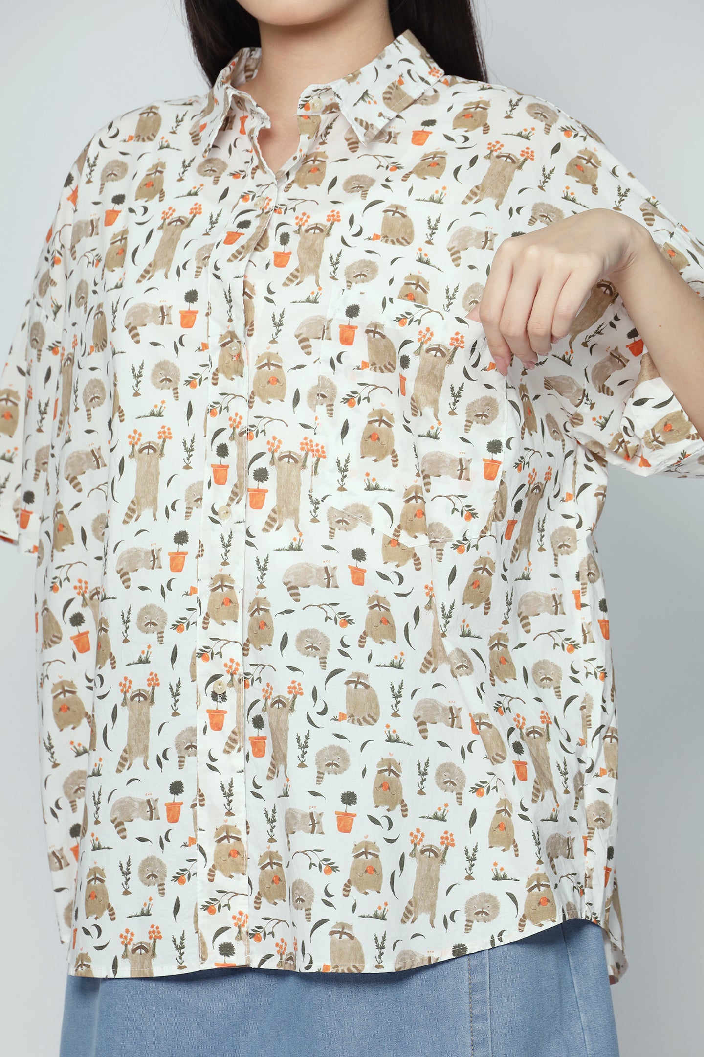 Cutie Shirt in Racoons