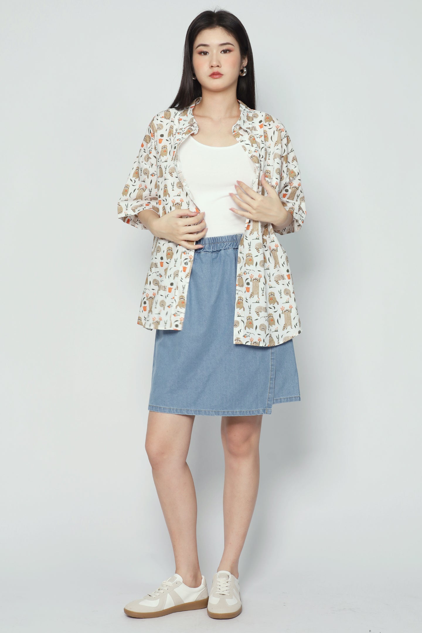 Cutie Shirt in Racoons