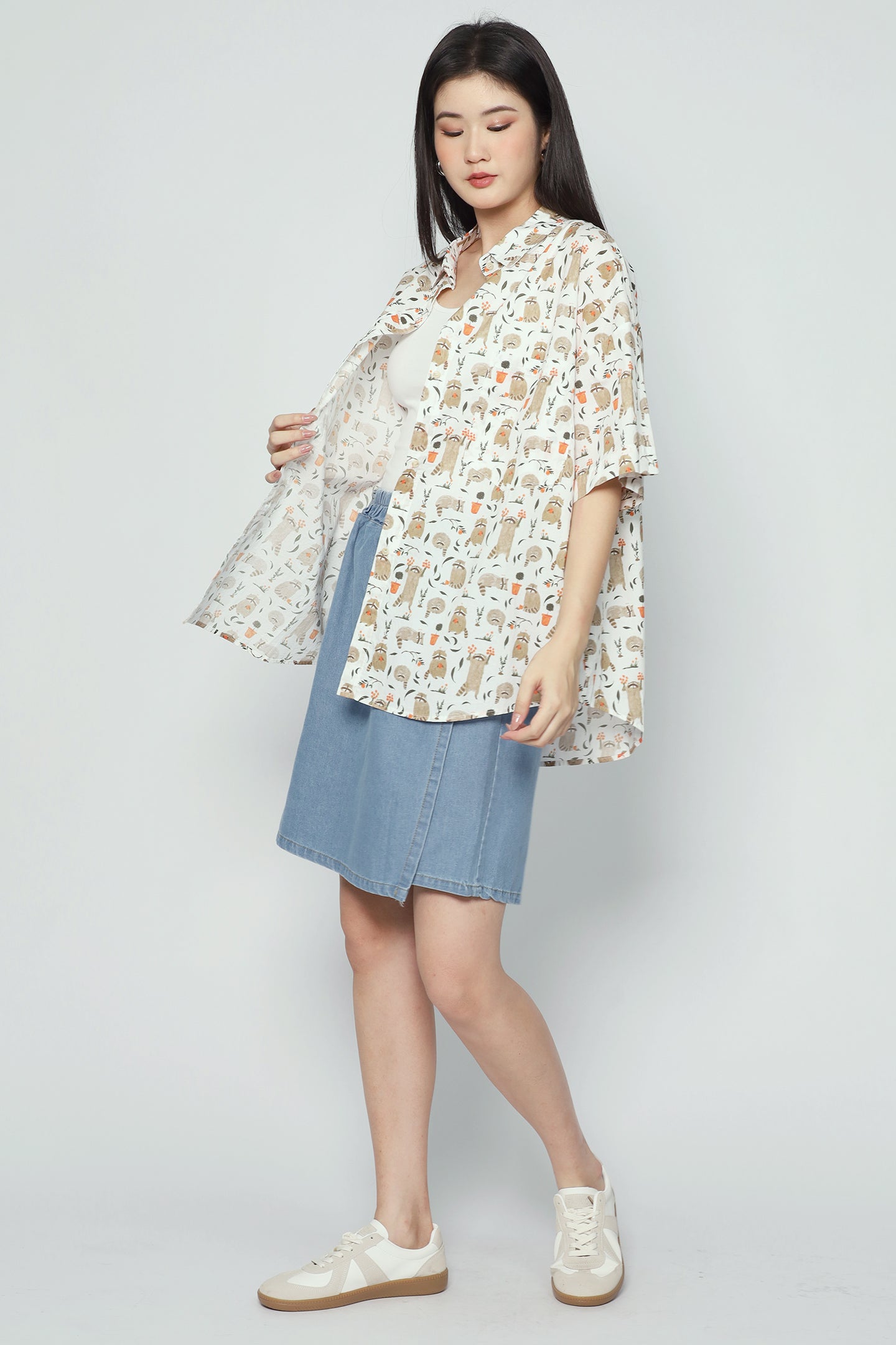 Cutie Shirt in Racoons