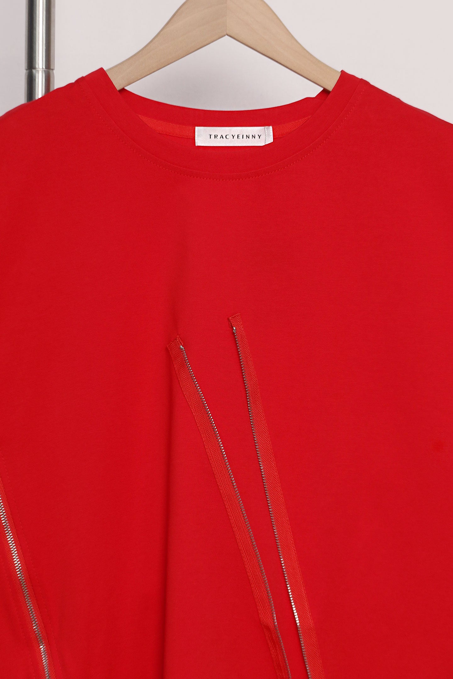 Easy by TE - Cairnhill Zipper Top in Red