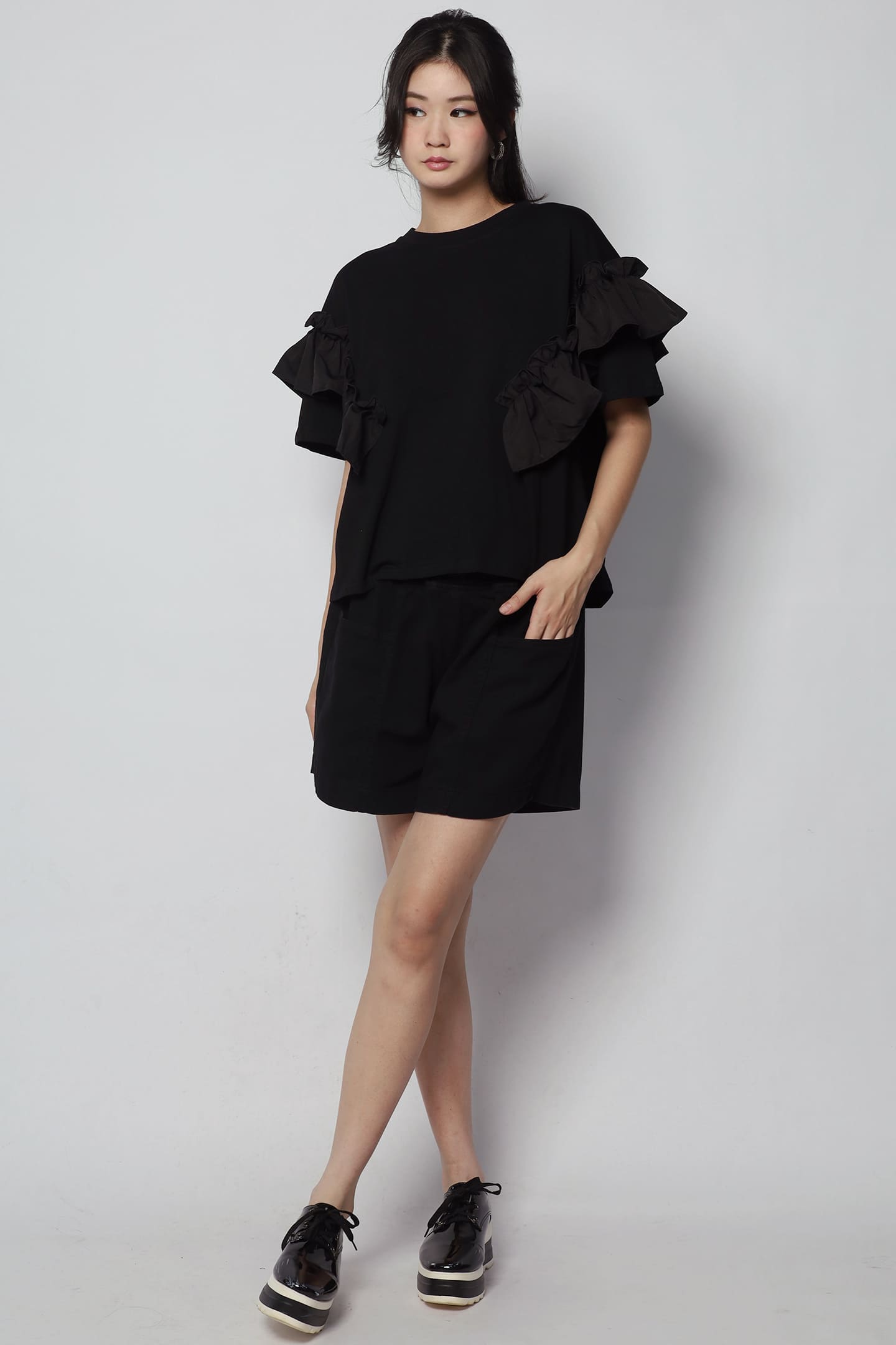 Caran Frill Top in Black