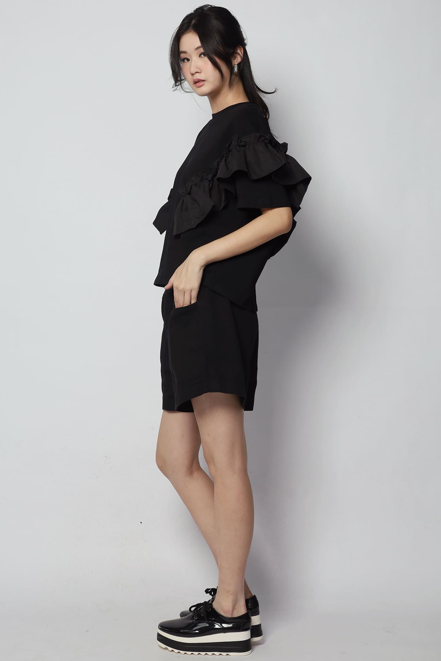Caran Frill Top in Black