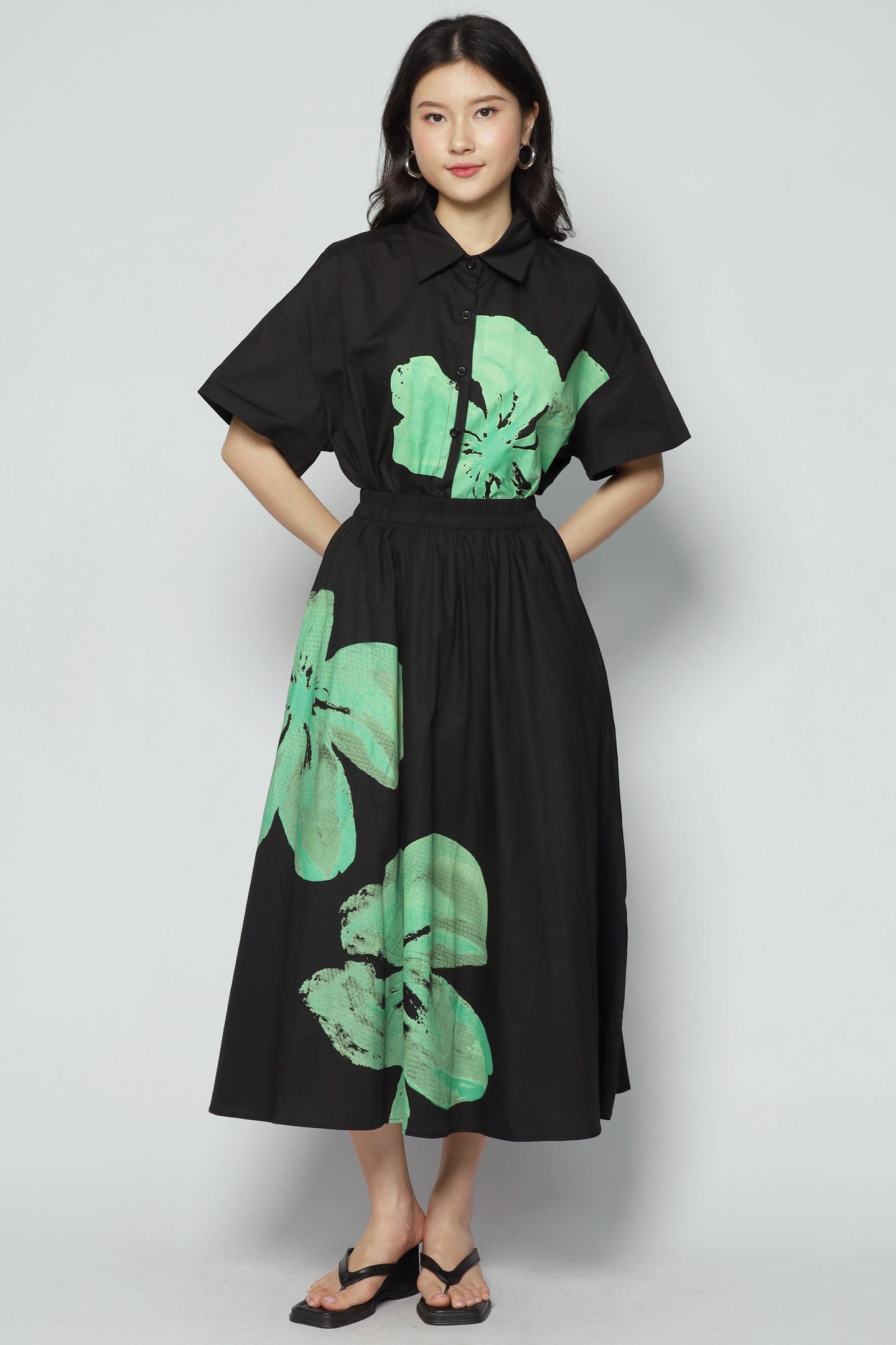 Cheong 2 in 1 Top and Skirt Set in Black