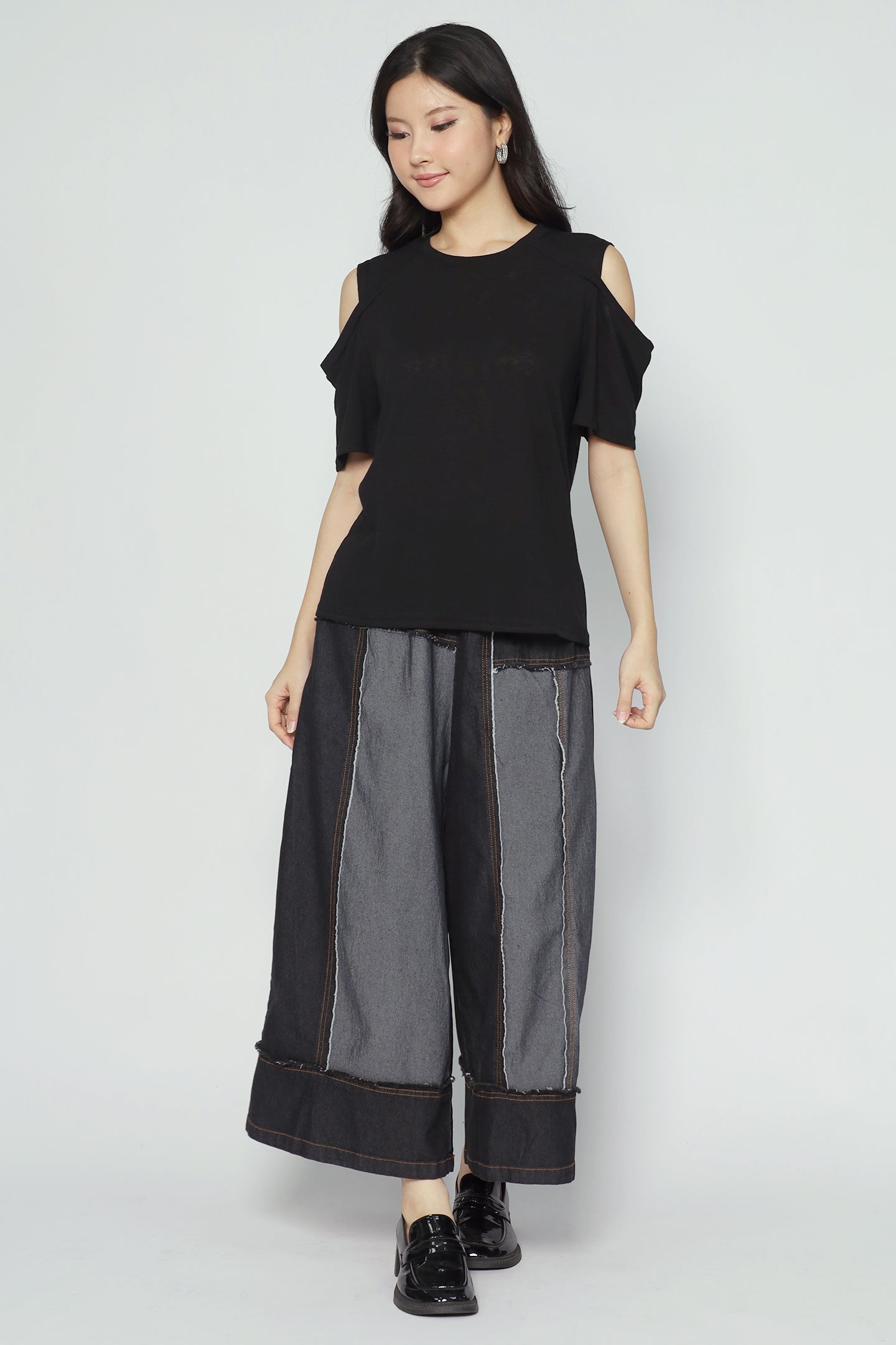 Dew Cold Shoulder Top in Black