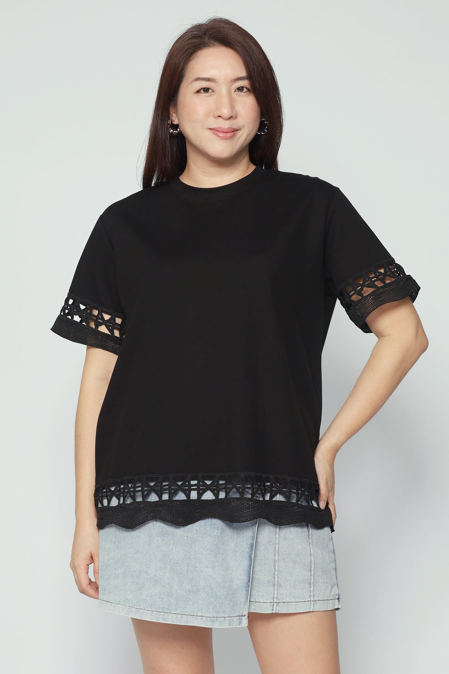 Backorders Drew Crochet Top in Black