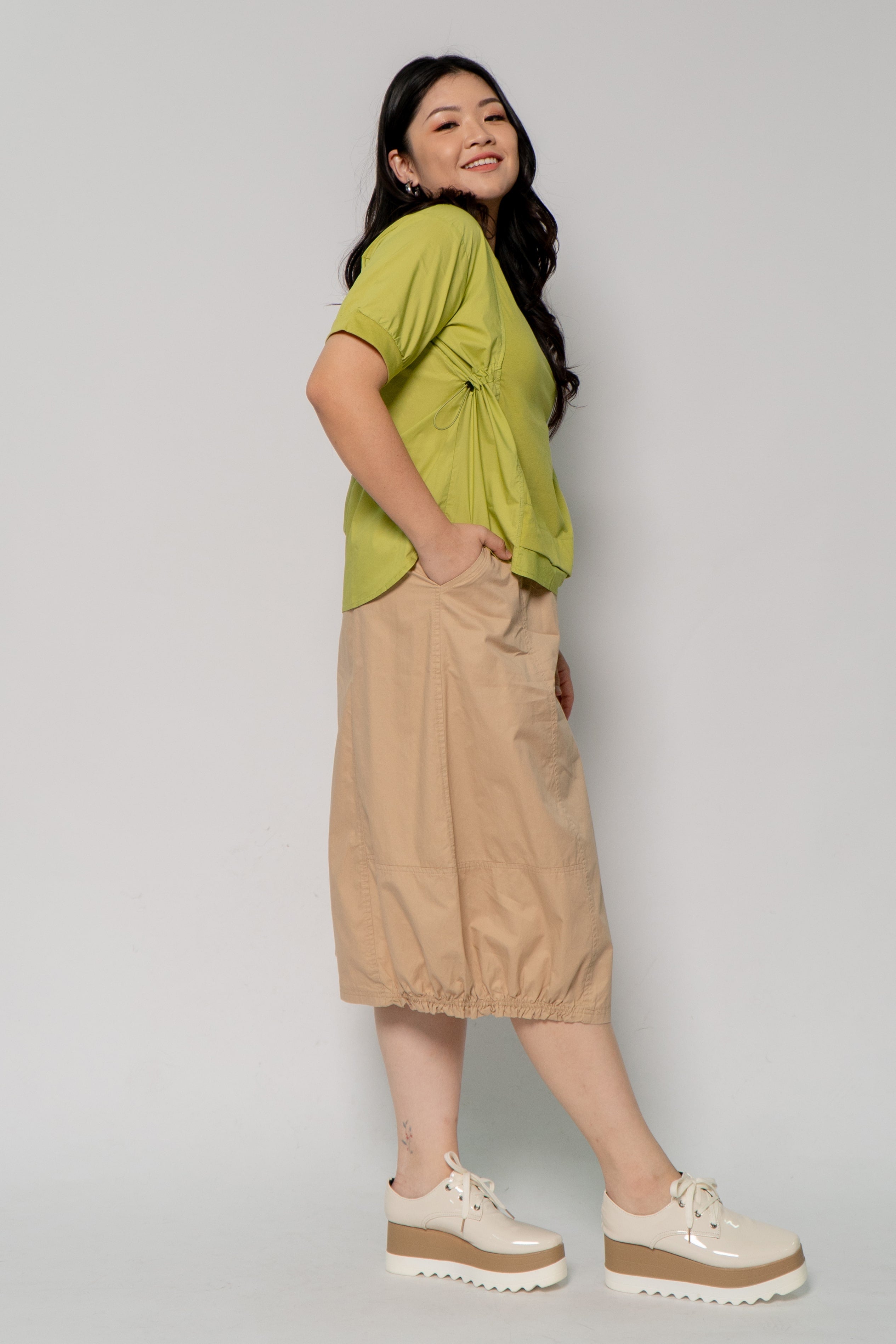 Backorders Quinto Skirt in Khaki