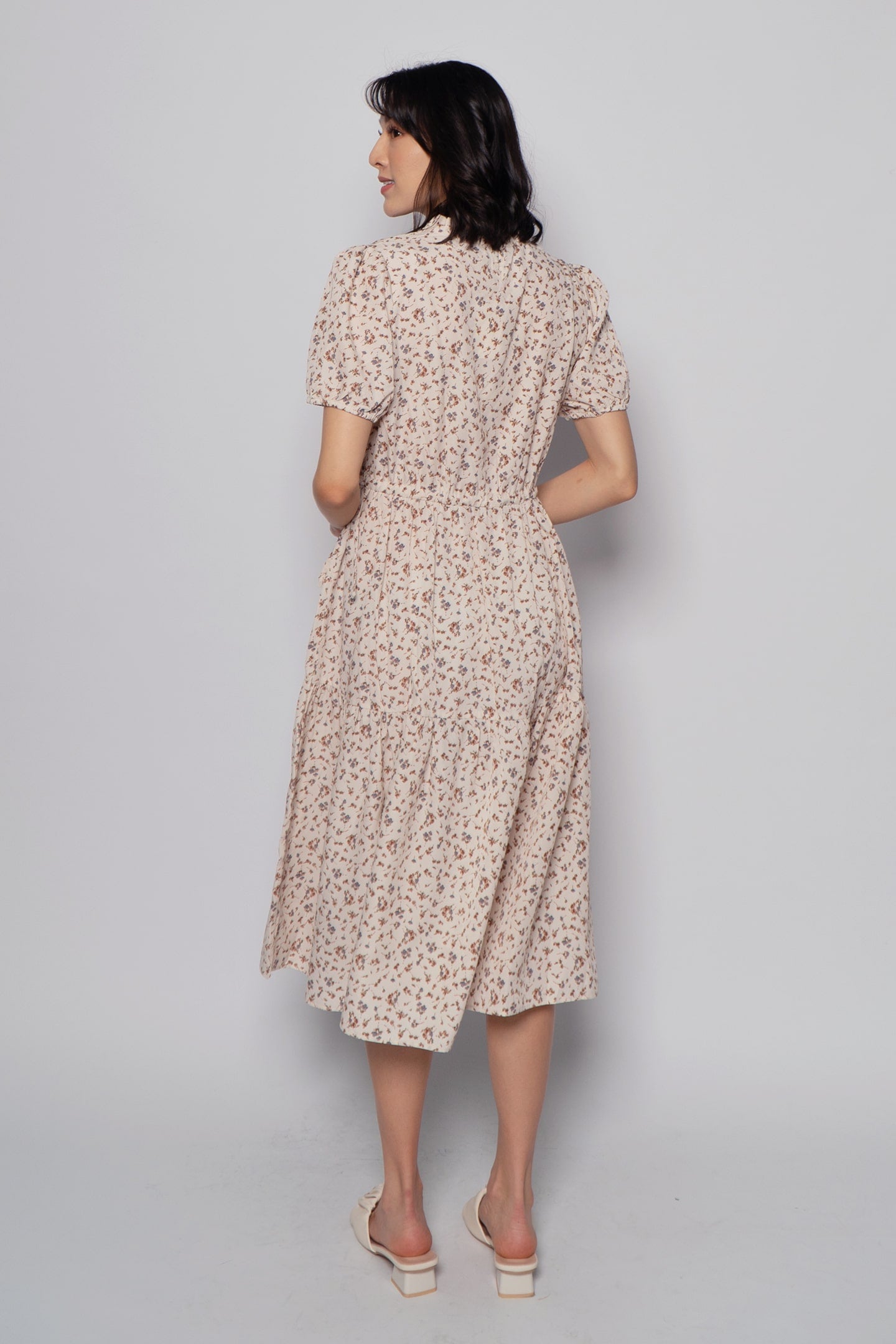 Kalila Floral Dress in Cream