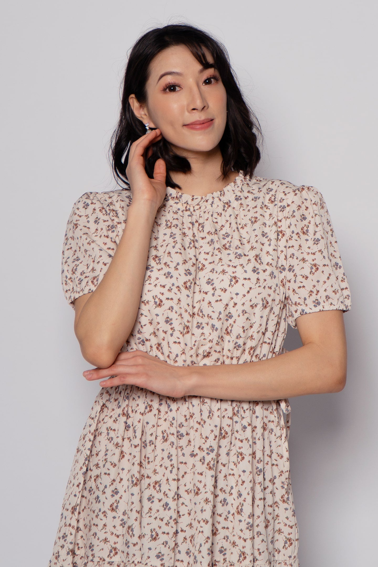 Kalila Floral Dress in Cream