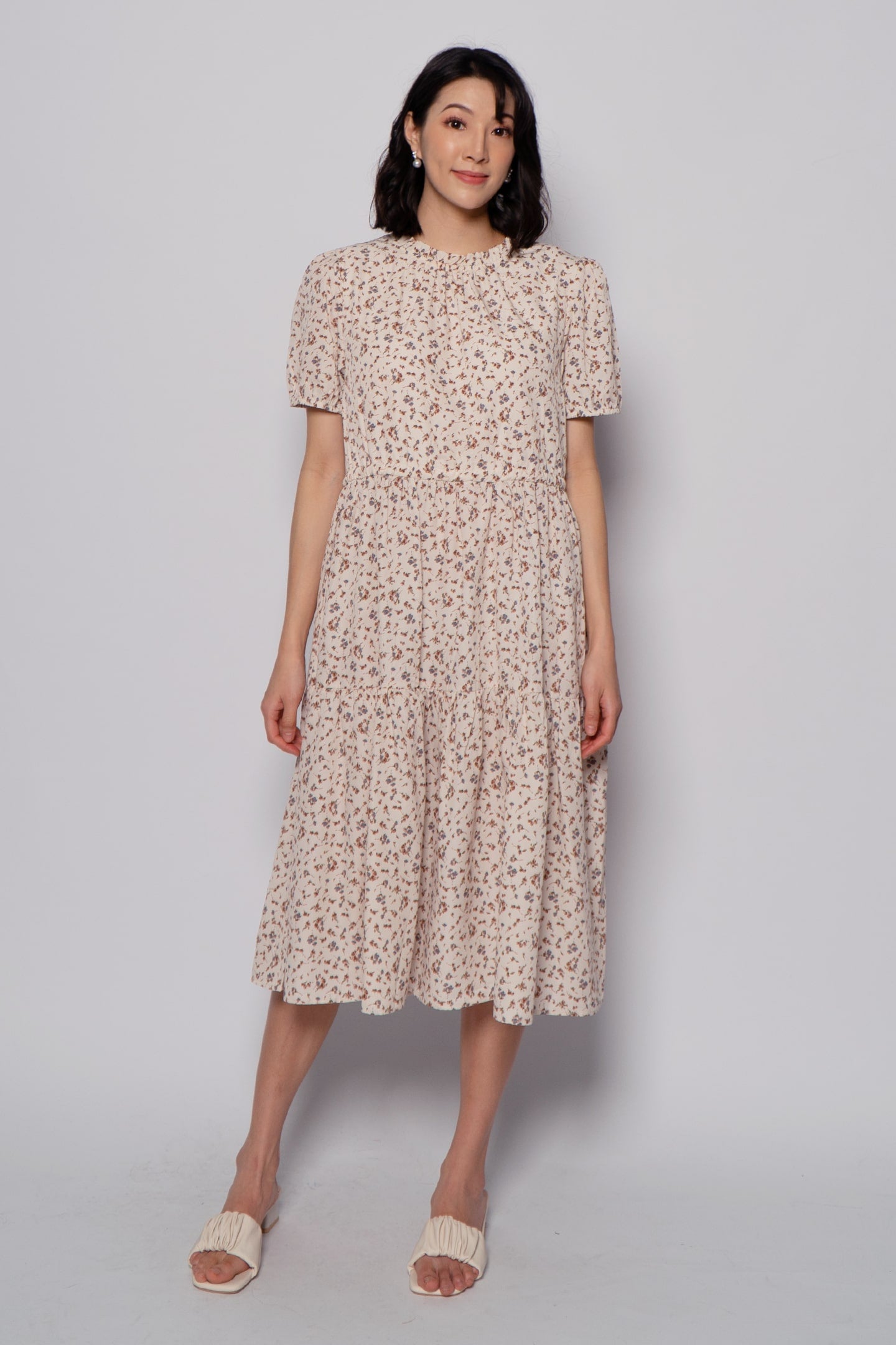 Kalila Floral Dress in Cream