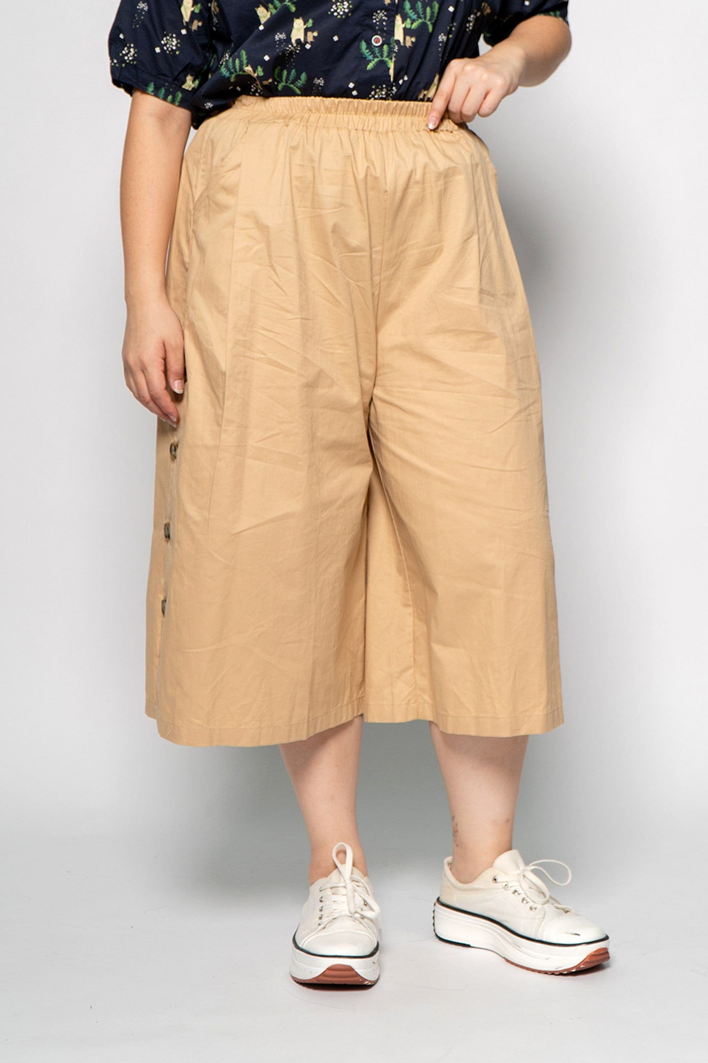 Oscar Button Culottes in Khaki