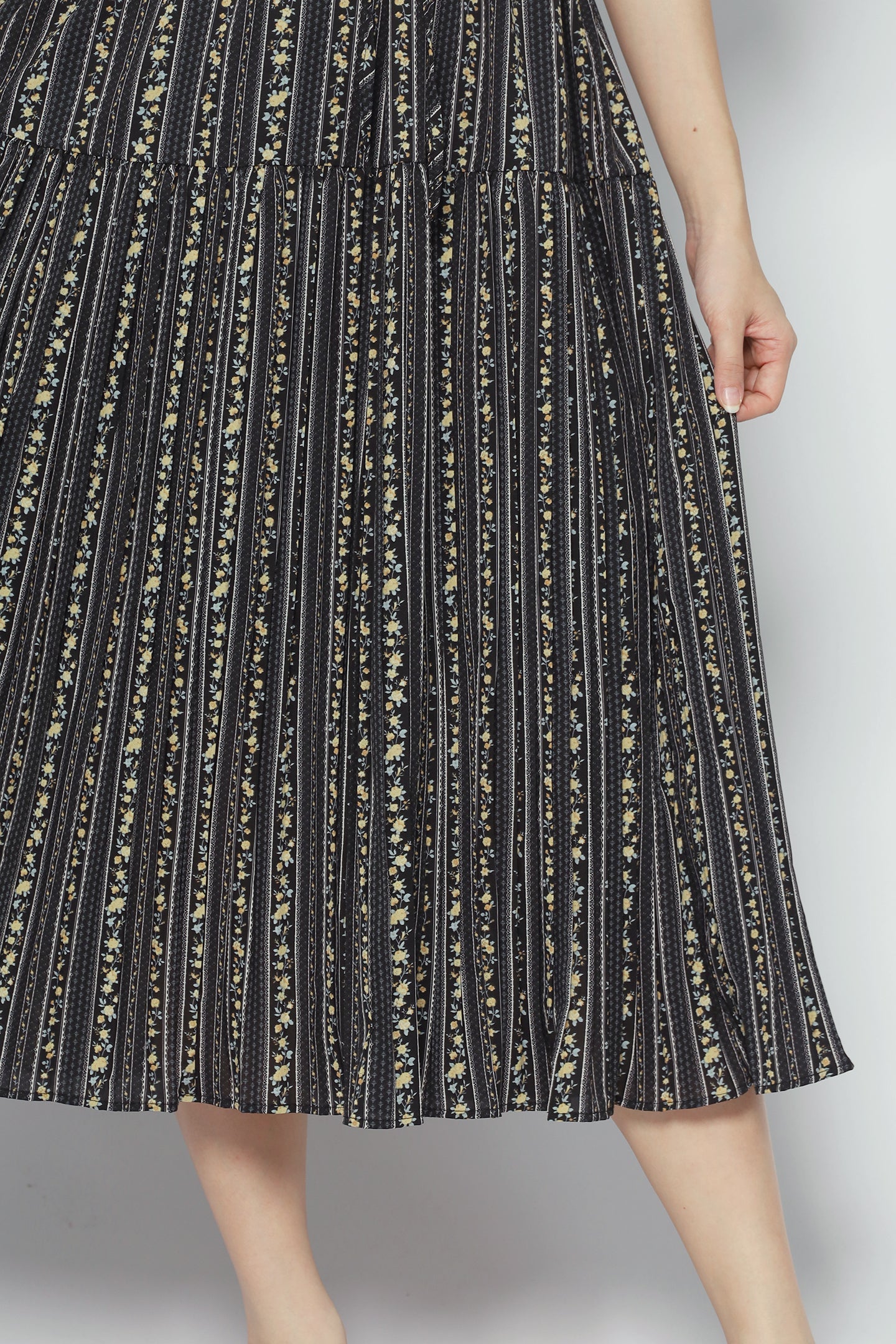 Dulcia Dress in Sweet Floral