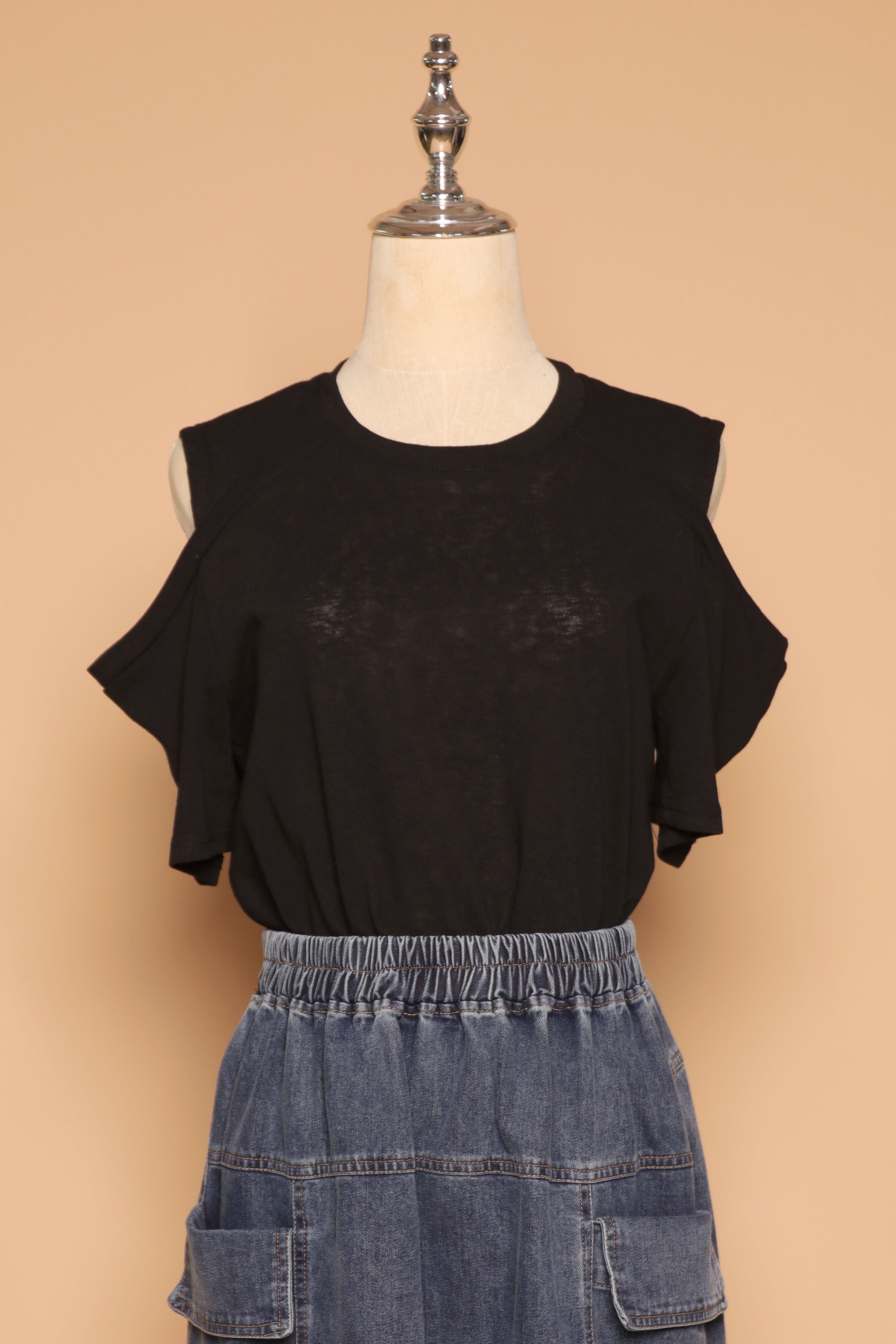 PO - Dew Cold Shoulder Top in Black