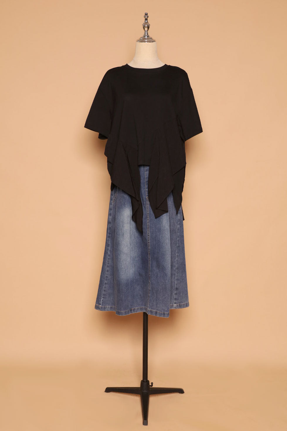 PO - Dominic Fishtail Top in Black