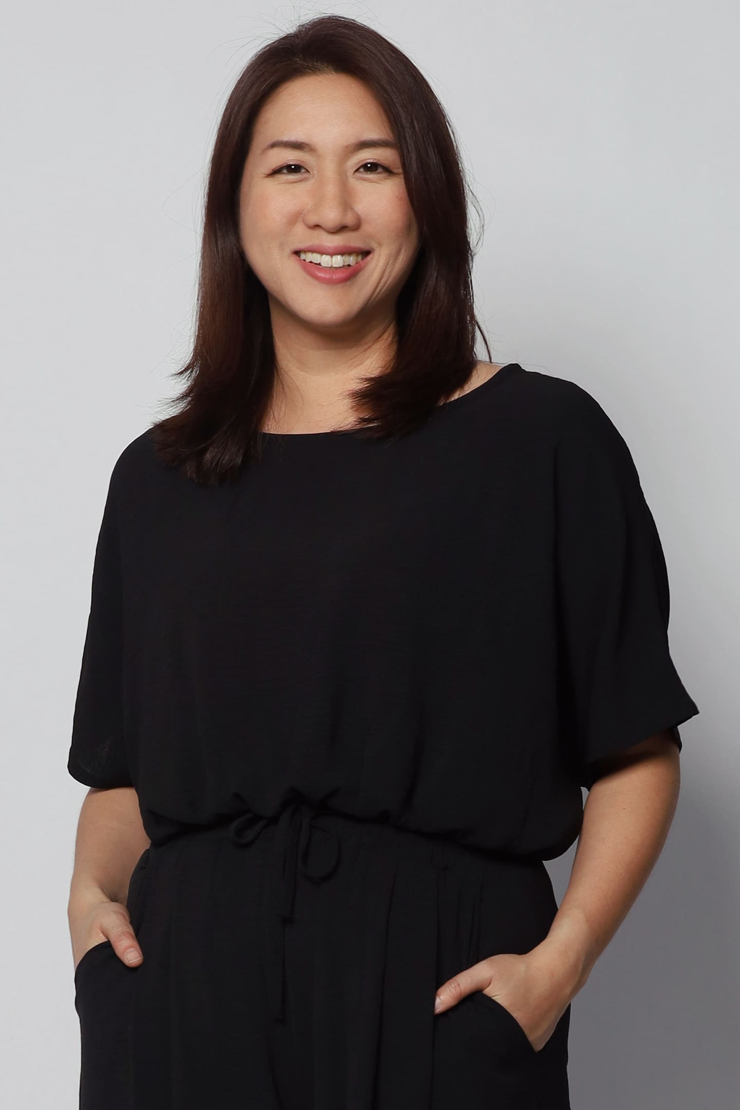 Doona 2 in 1 Top and Pants Set in Black