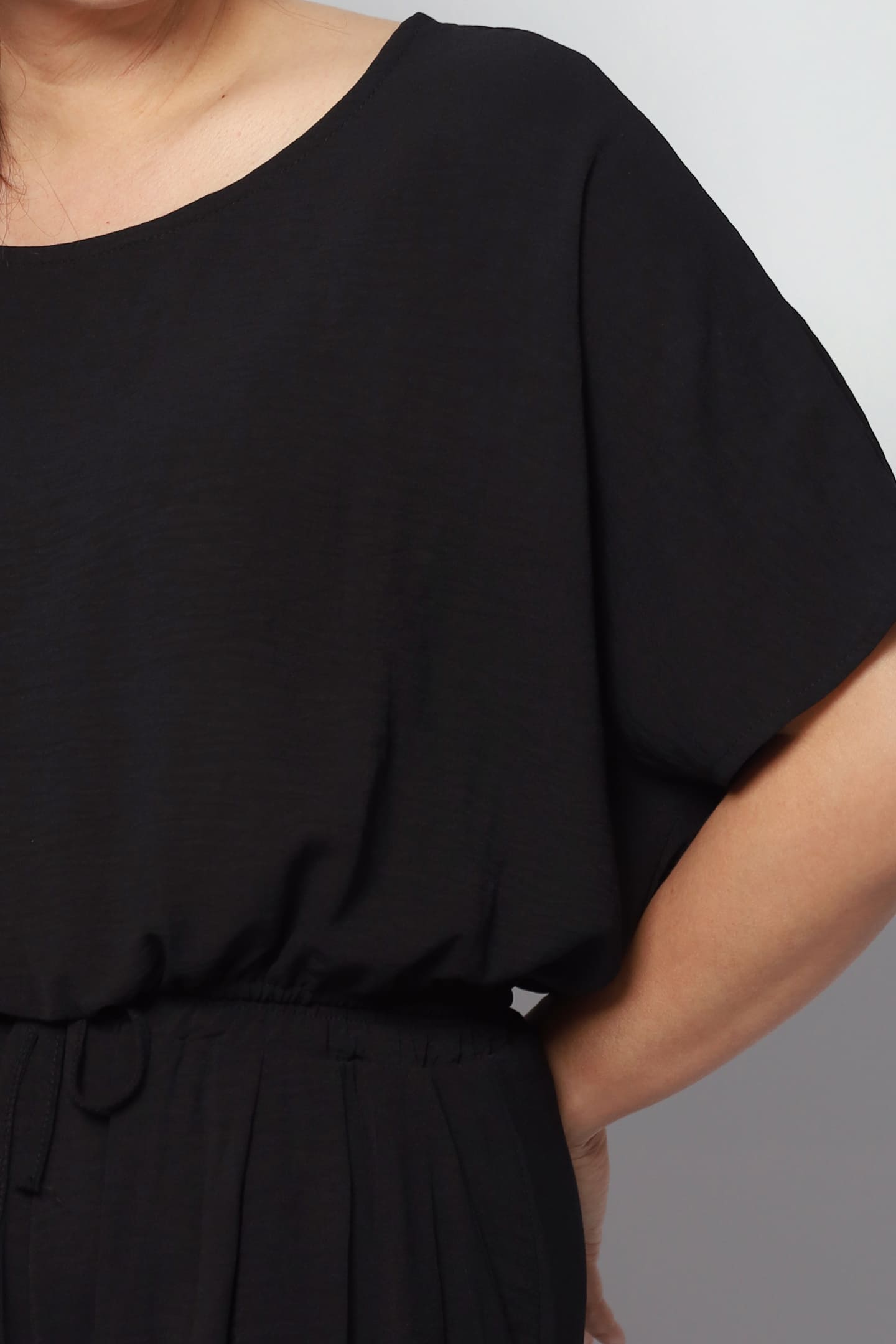 Doona 2 in 1 Top and Pants Set in Black
