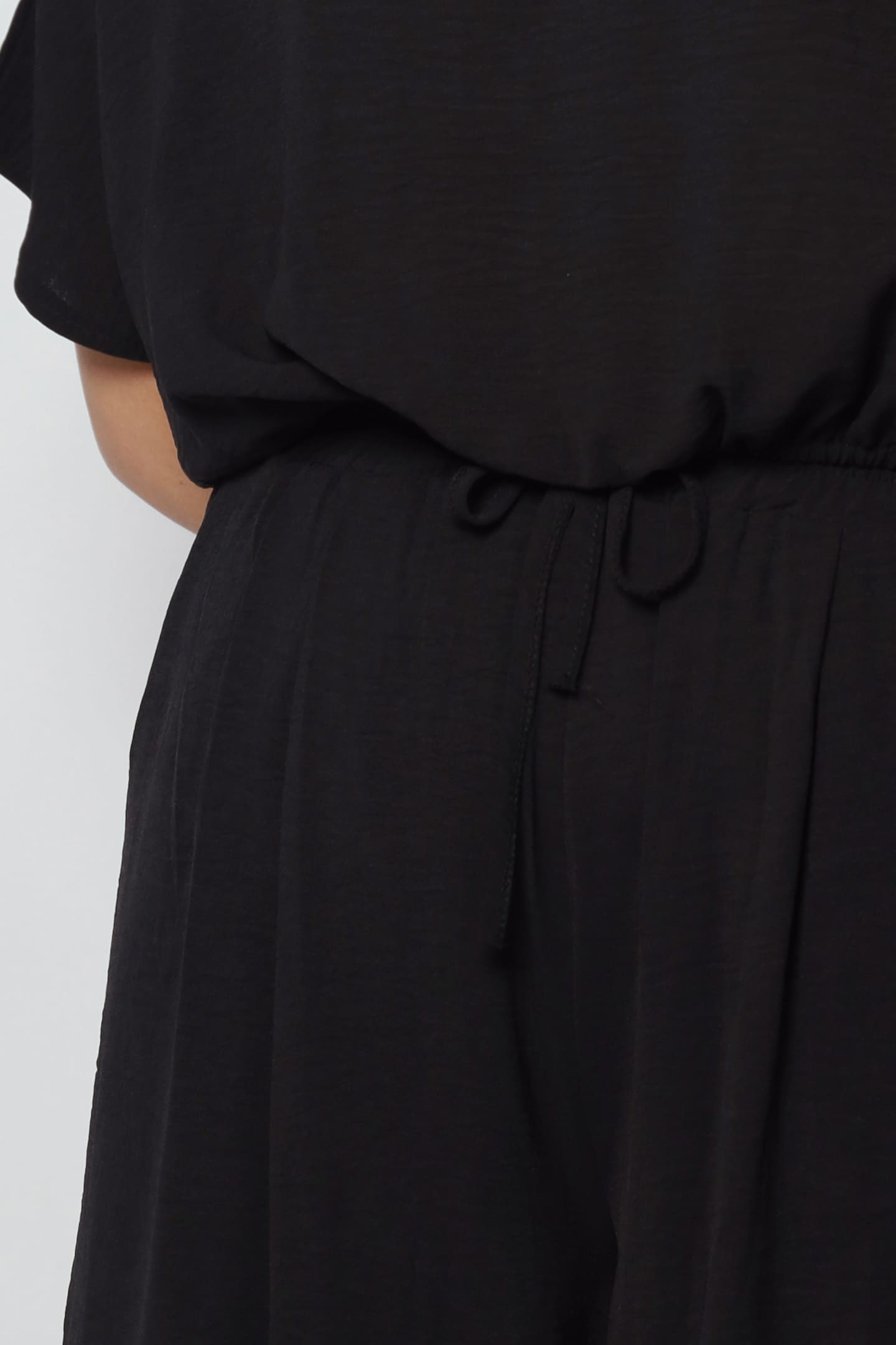 Doona 2 in 1 Top and Pants Set in Black
